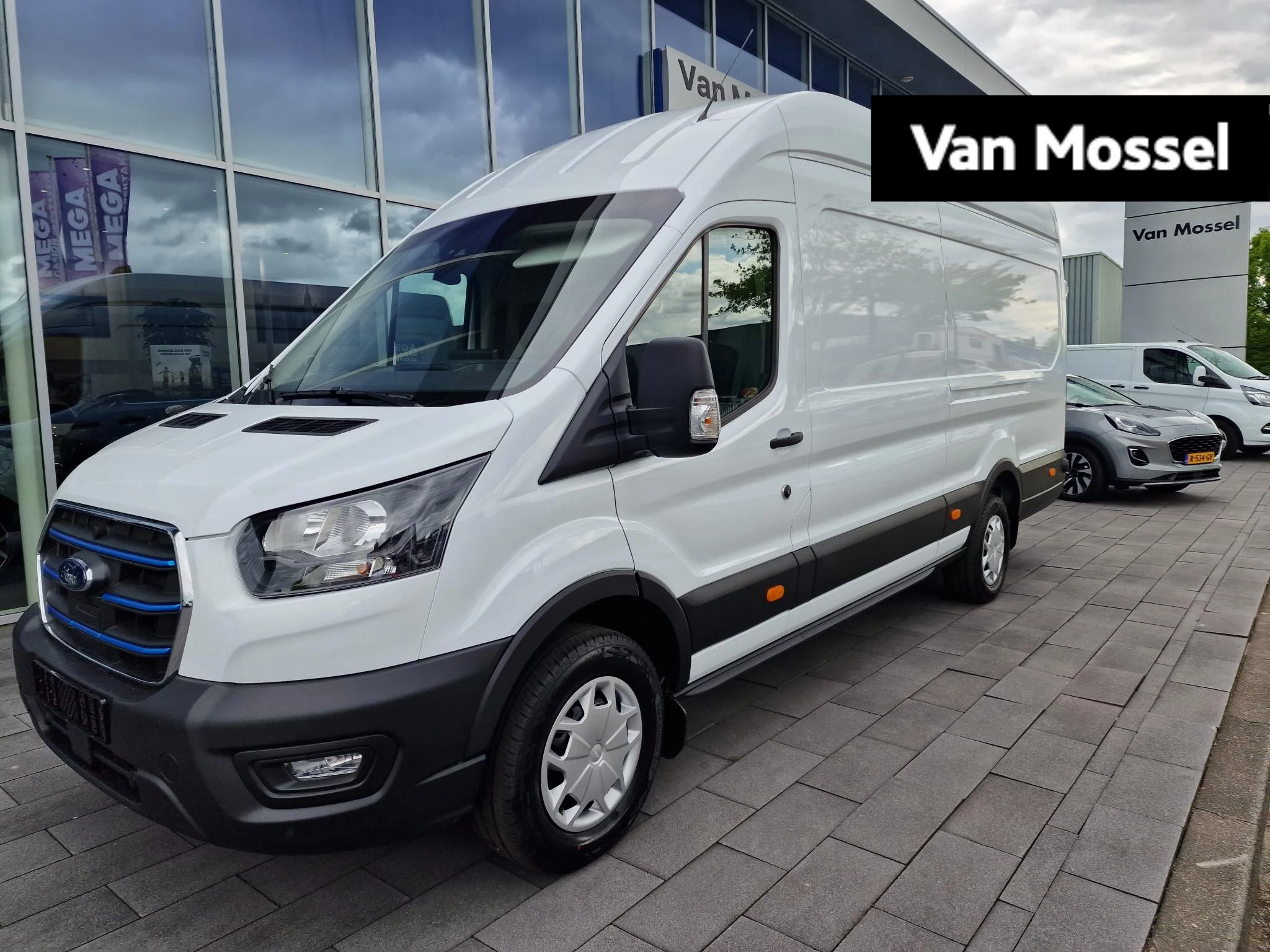 Ford E-Transit – autofoto 2