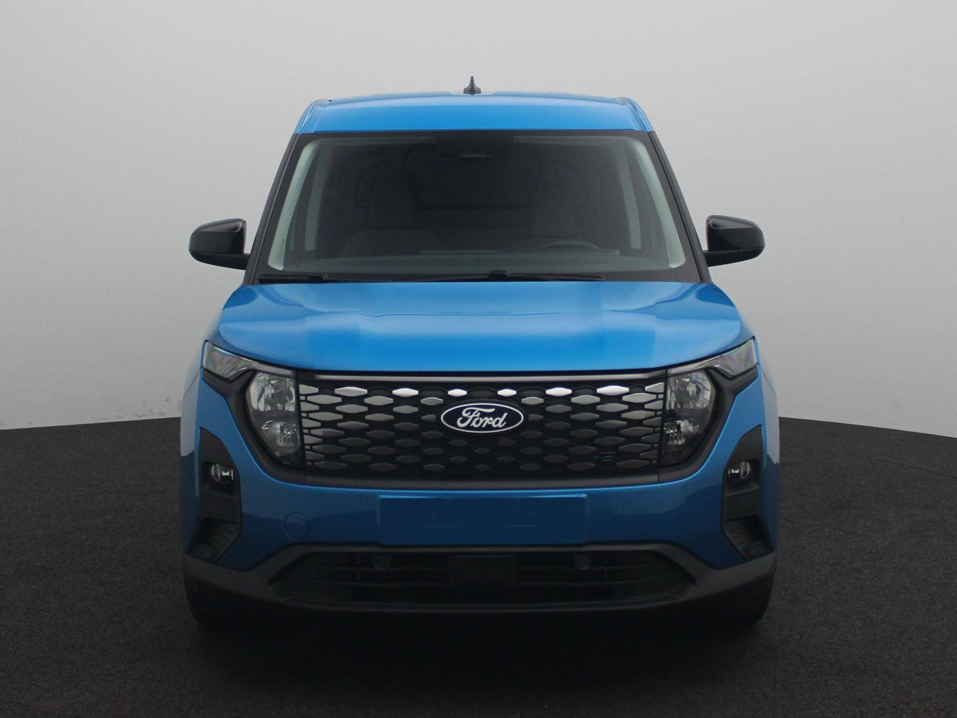Ford E-Transit – autofoto 4