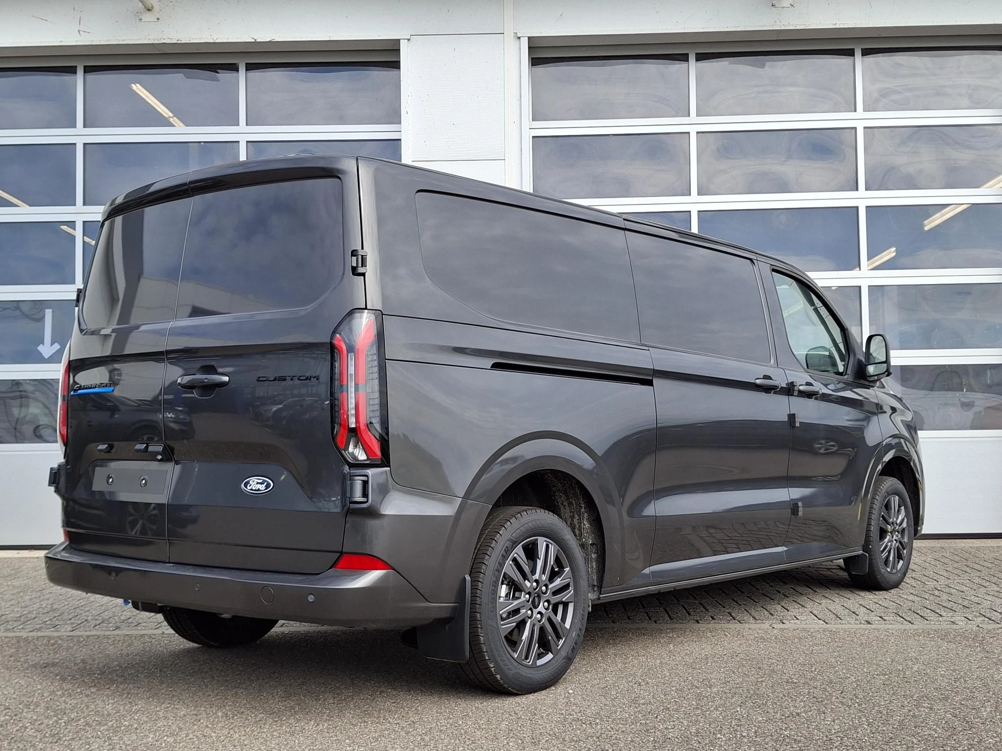 Ford E-Transit – autofoto 4