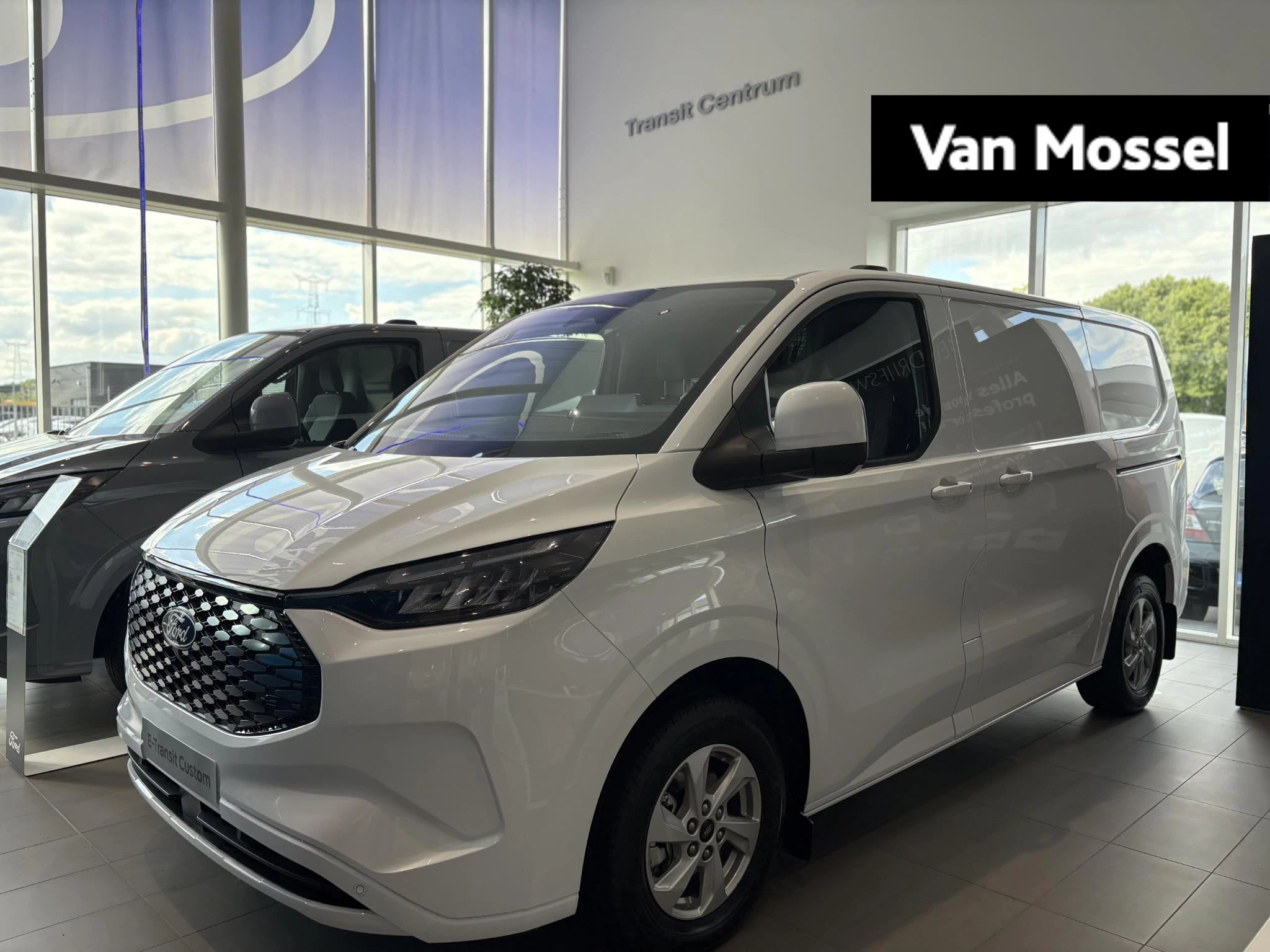 Ford E-TransitCustom – autofoto 2
