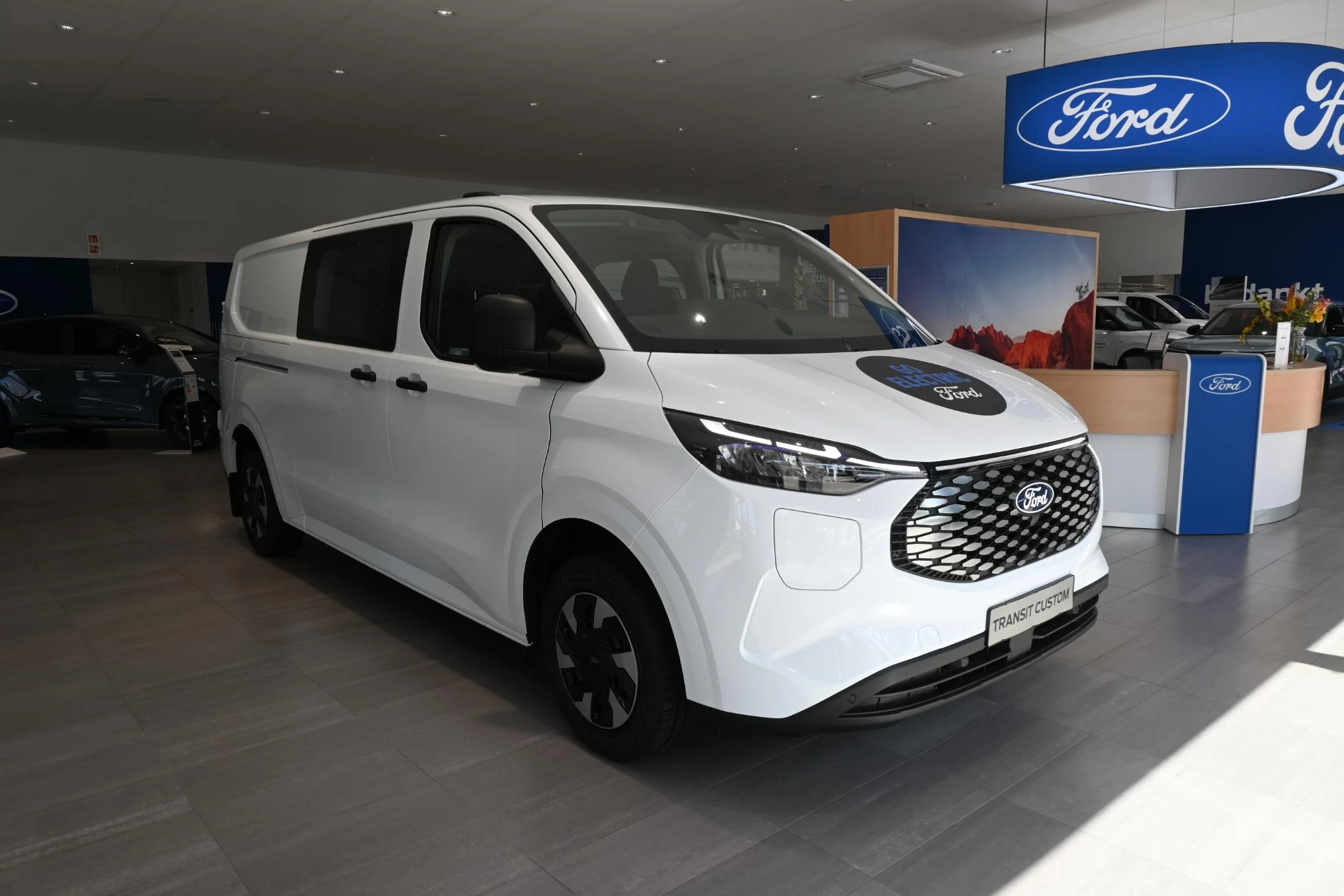 Ford E-TransitCustom – autofoto 4