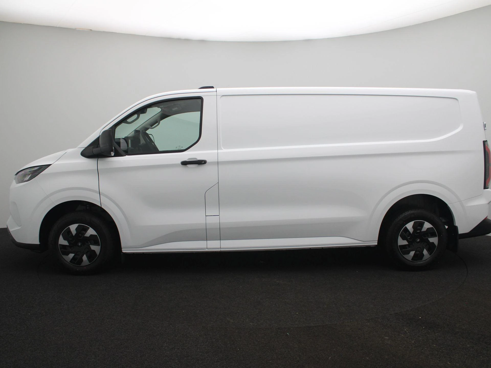 Ford E-TransitCustom – autofoto 5