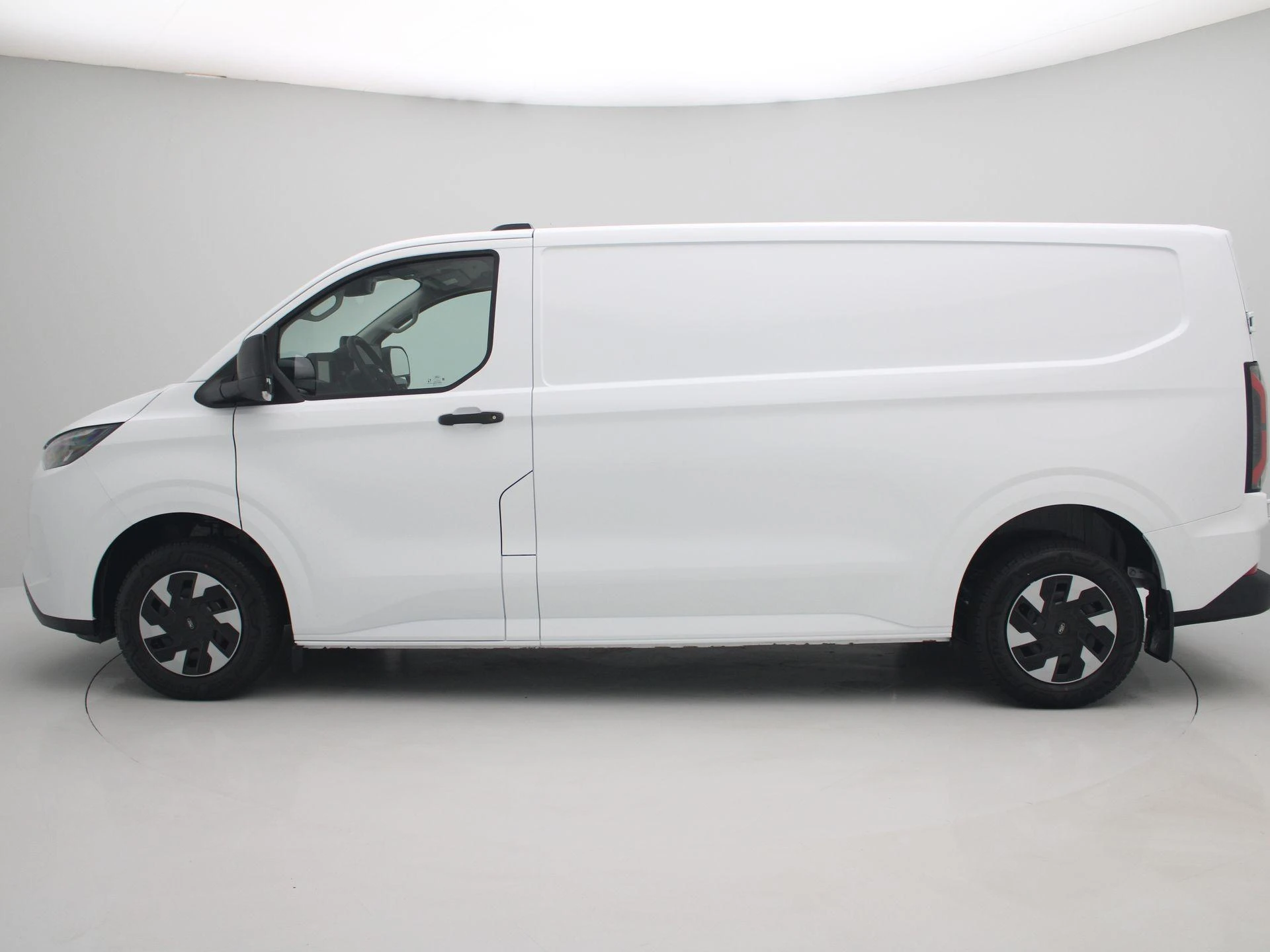 Ford E-TransitCustom – autofoto 5