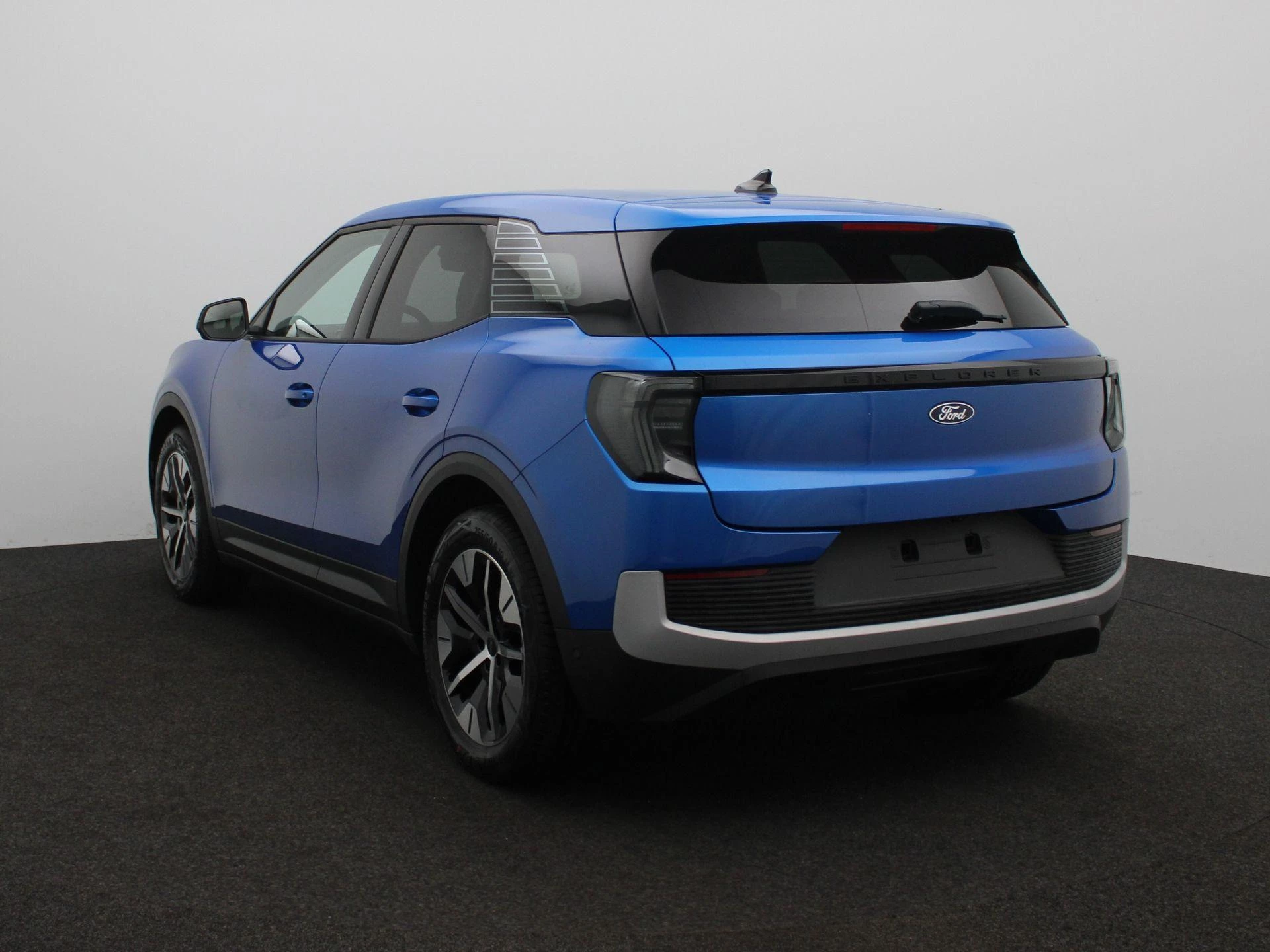 Ford Explorer – autofoto 3