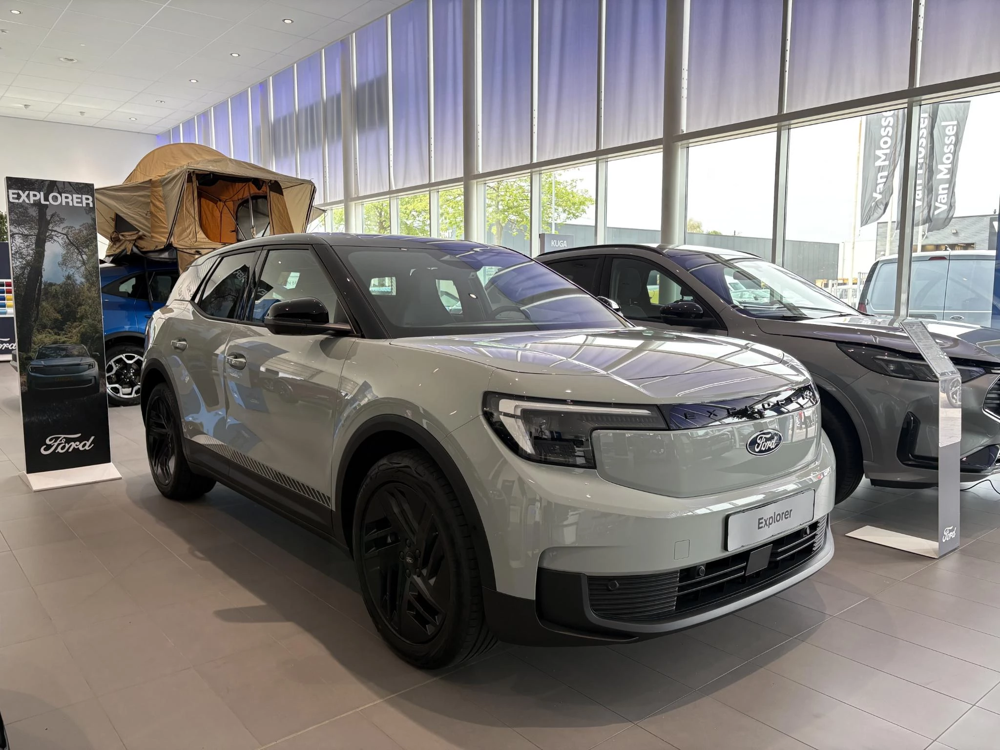 Ford Explorer – autofoto 4