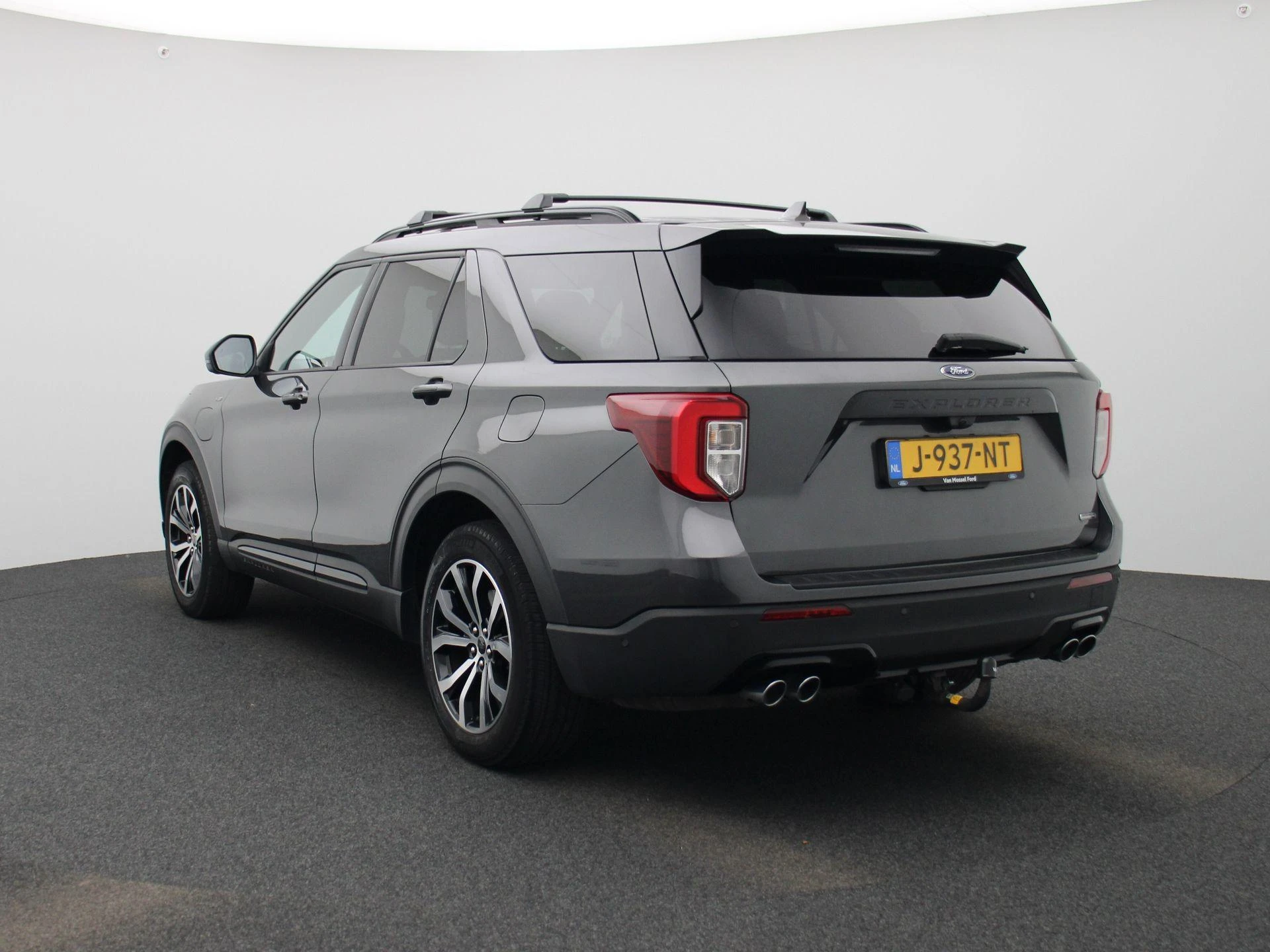 Ford Explorer met kenteken 29100 – autofoto 4