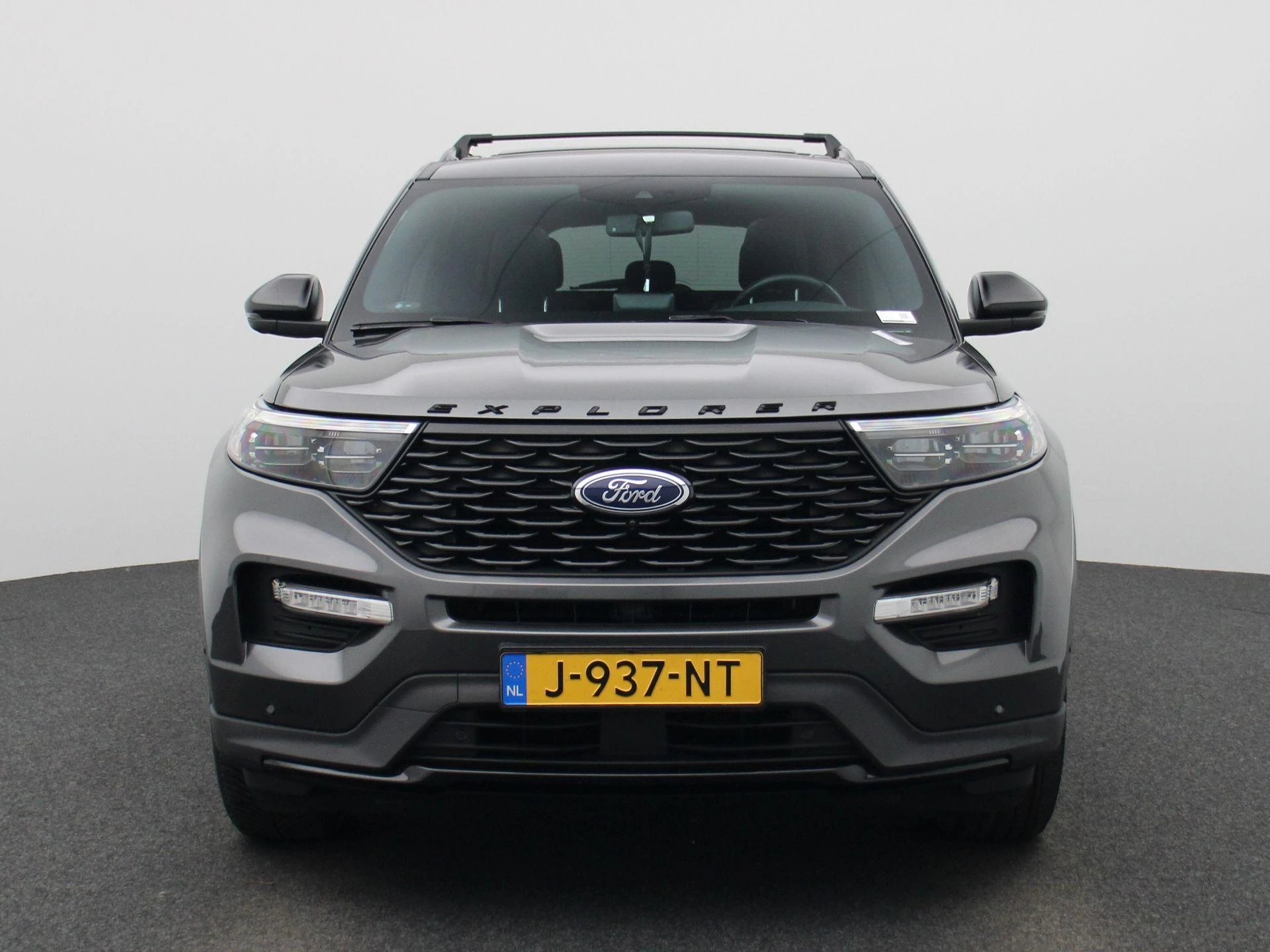 Ford Explorer met kenteken 29100 – autofoto 5