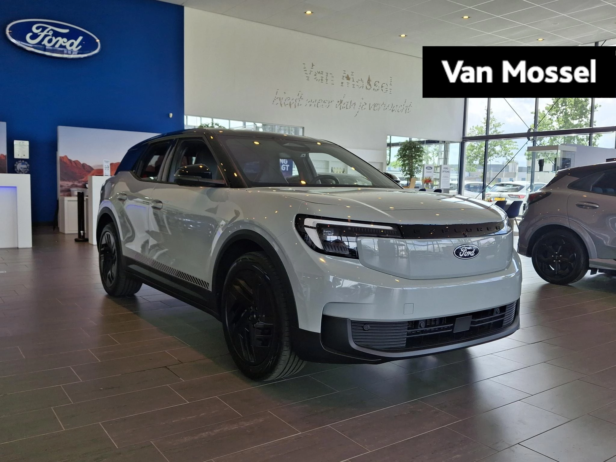 Ford ExplorerEV – autofoto 2