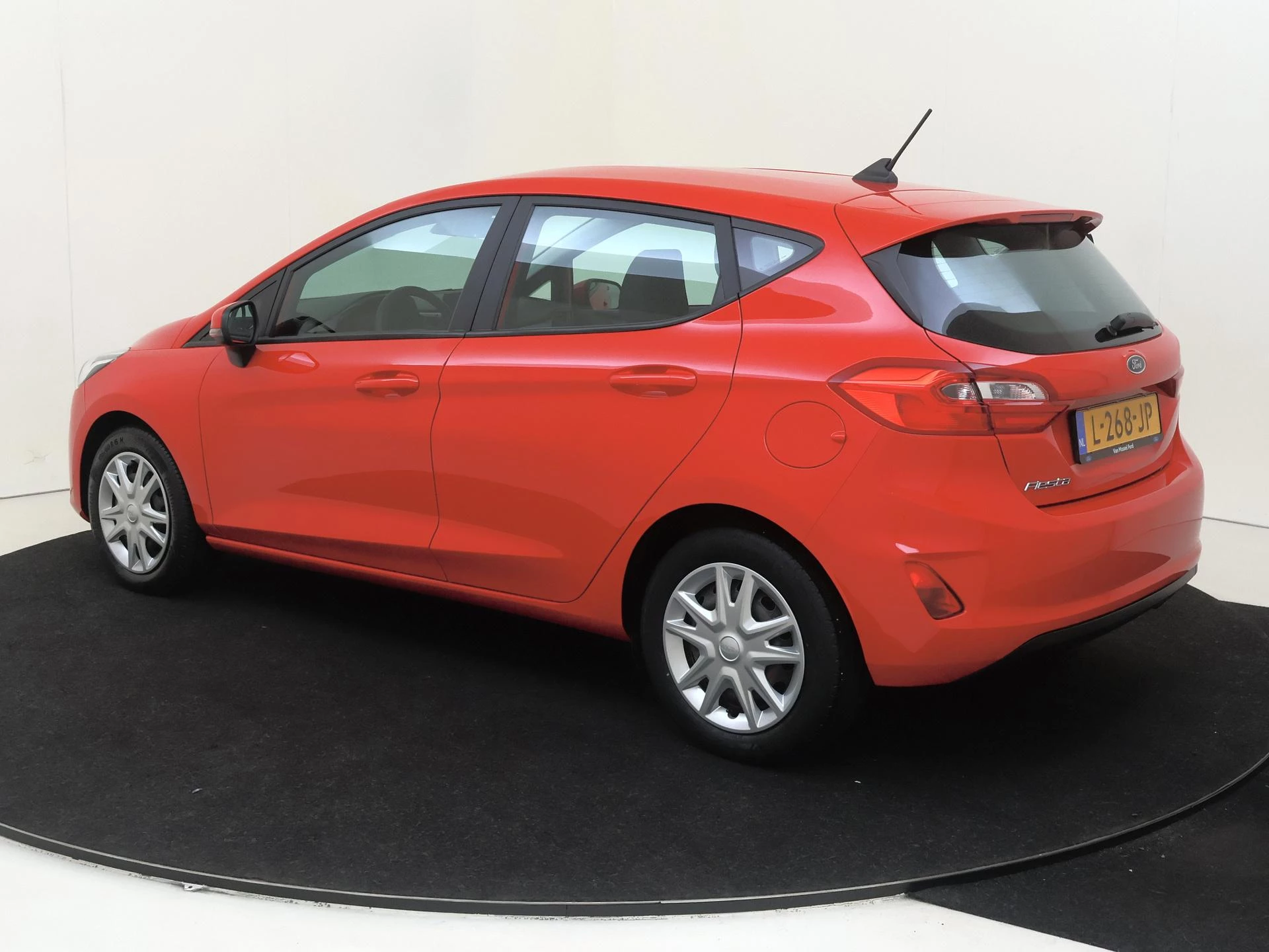 Ford Fiesta met kenteken 50100 – autofoto 4