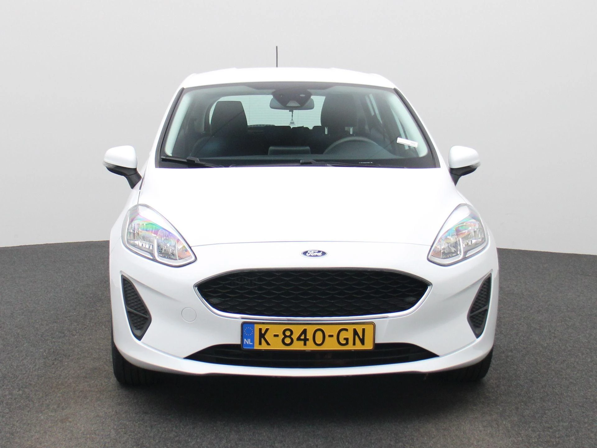Ford Fiesta met kenteken 50100 – autofoto 4