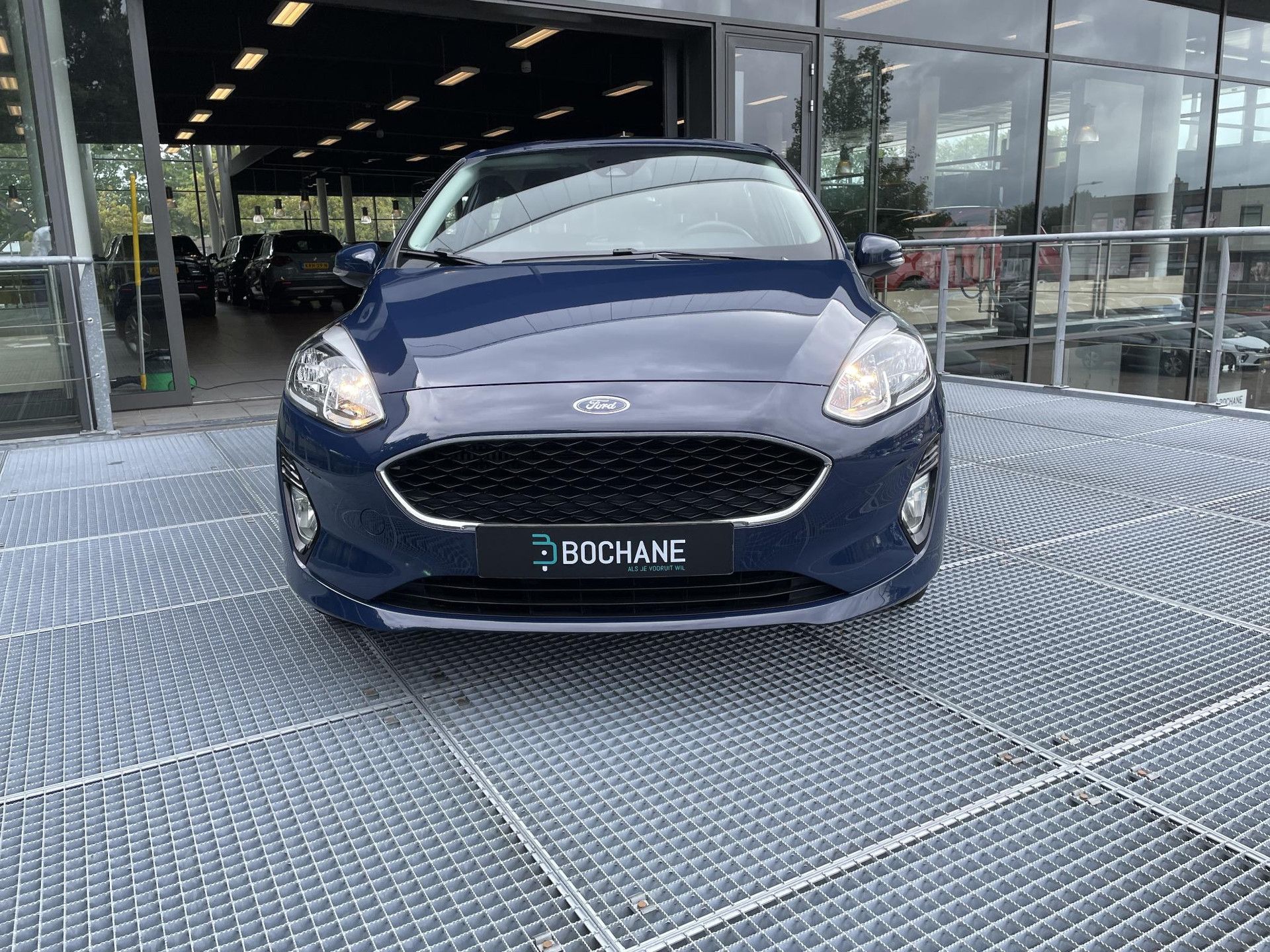 Ford Fiesta met kenteken H-412-JV – dashboard