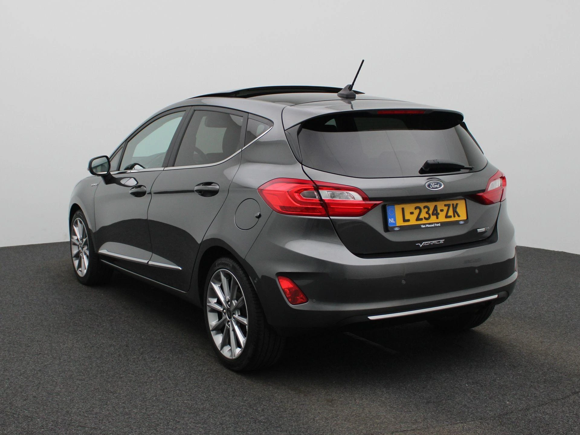 Ford Fiesta met kenteken L-234-ZK – autofoto 3
