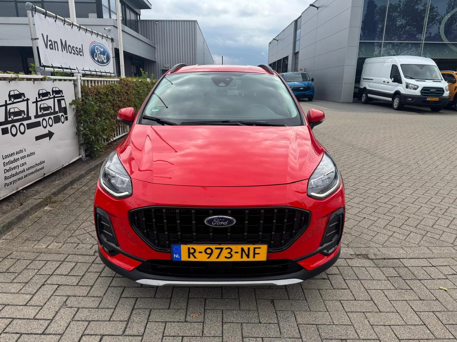 Ford Fiesta met kenteken R-973-NF – autofoto 5