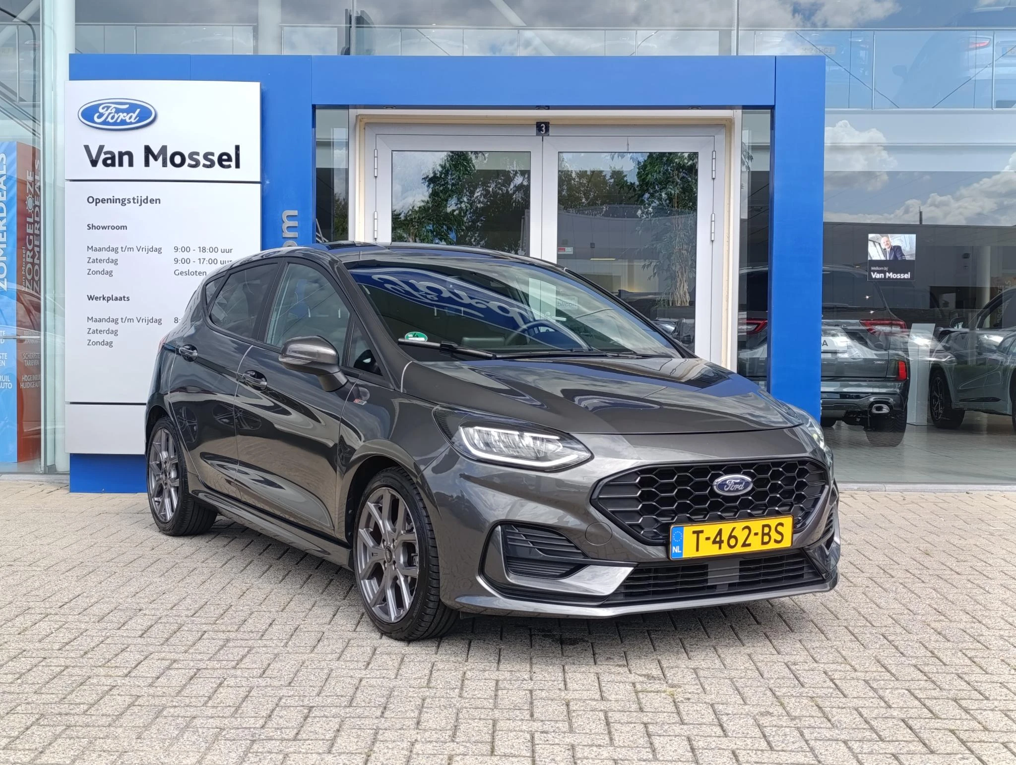 Ford Fiesta met kenteken T-462-BS – autofoto 4