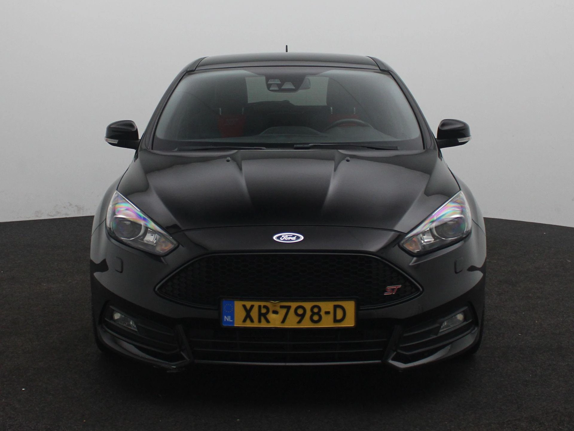 Ford Focus met kenteken 68100 – autofoto 5