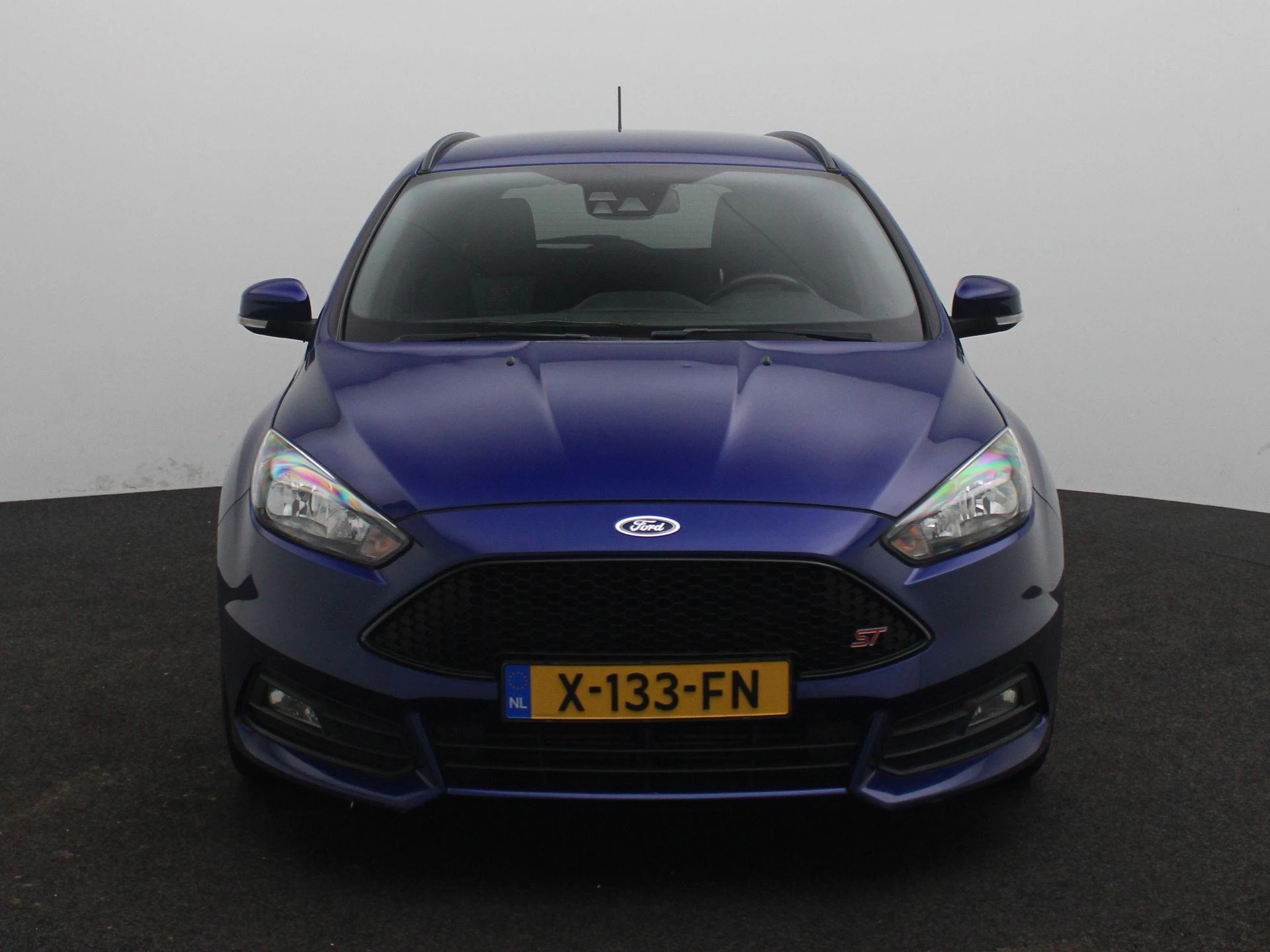Ford Focus met kenteken 88100 – autofoto 5