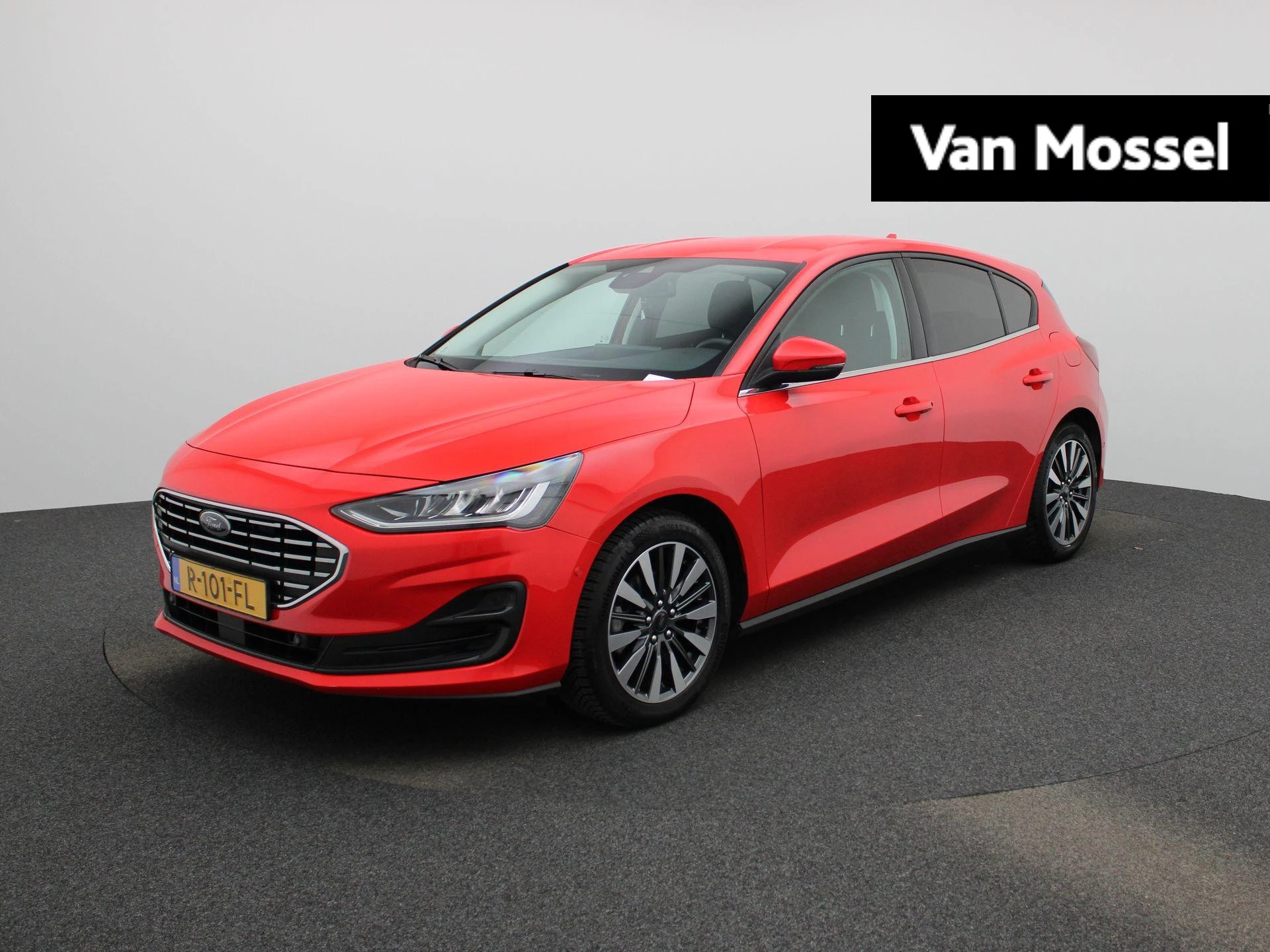 Ford Focus met kenteken R-101-FL – autofoto 2