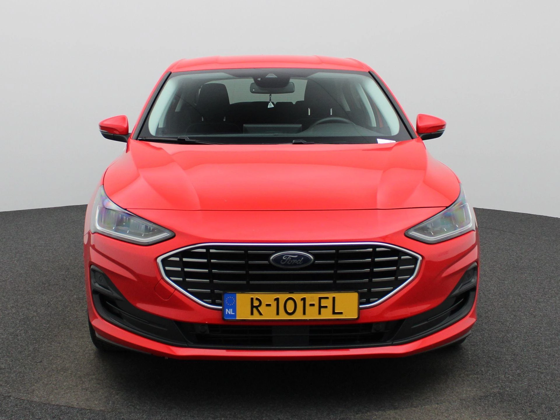 Ford Focus met kenteken R-101-FL – autofoto 4