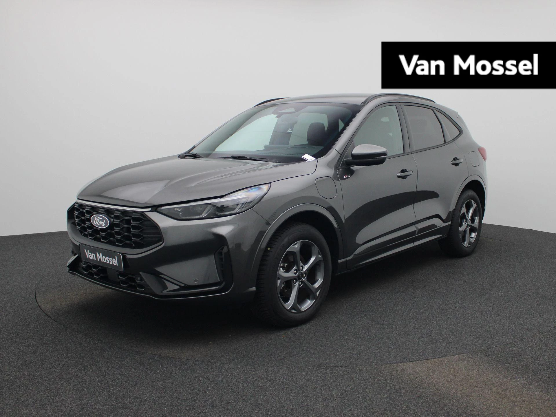 Ford Kuga met kenteken 09100 – autofoto 2