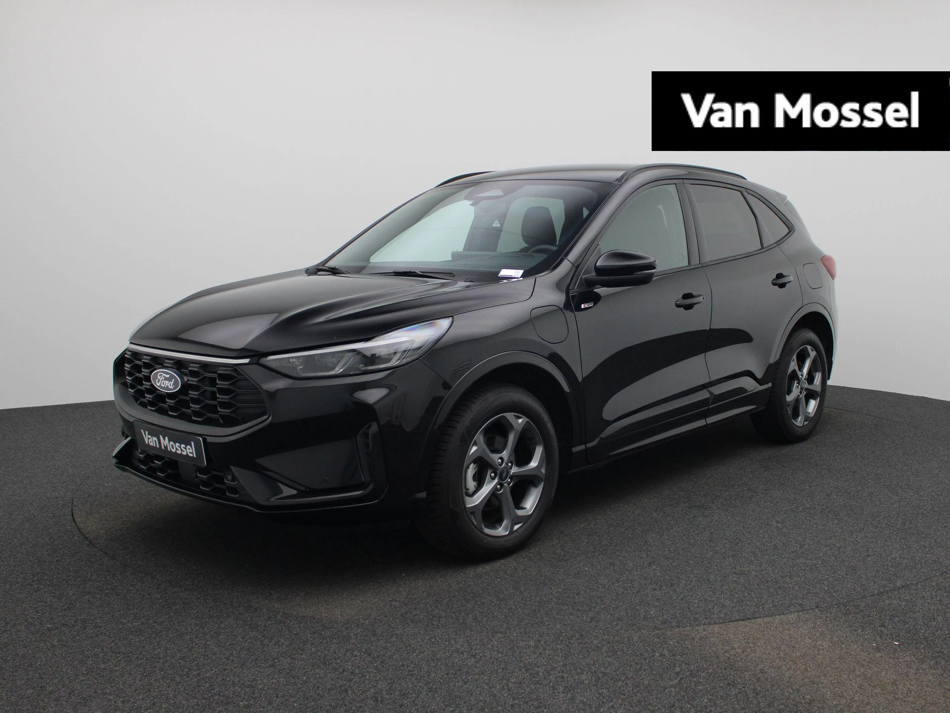 Ford Kuga met kenteken 09100 – autofoto 2