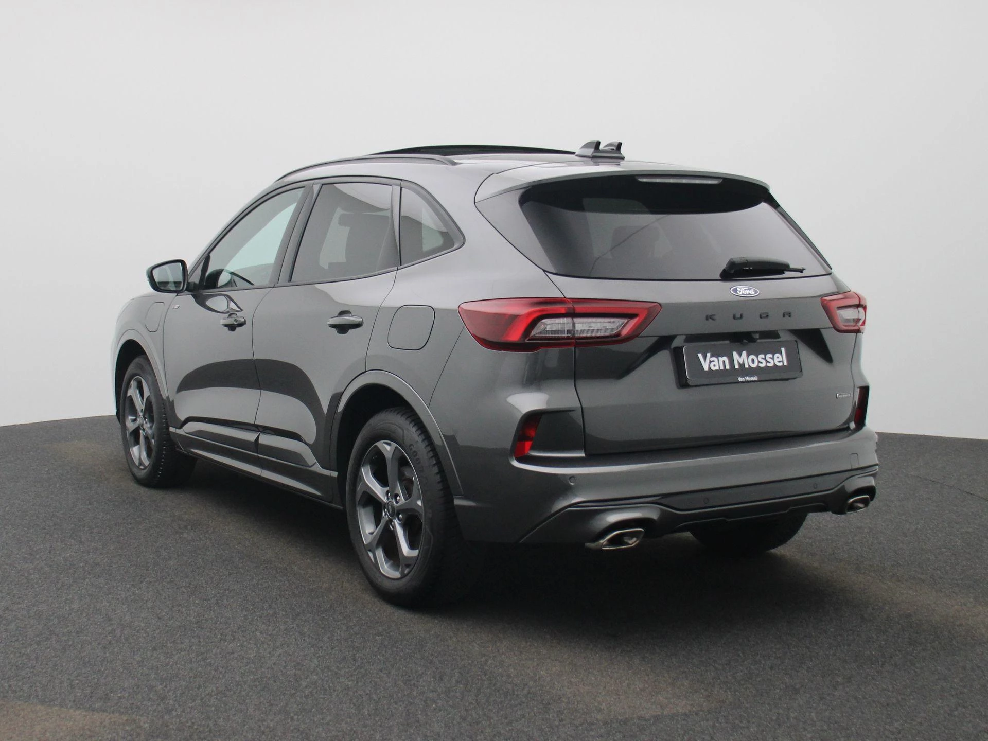 Ford Kuga met kenteken 09100 – autofoto 3