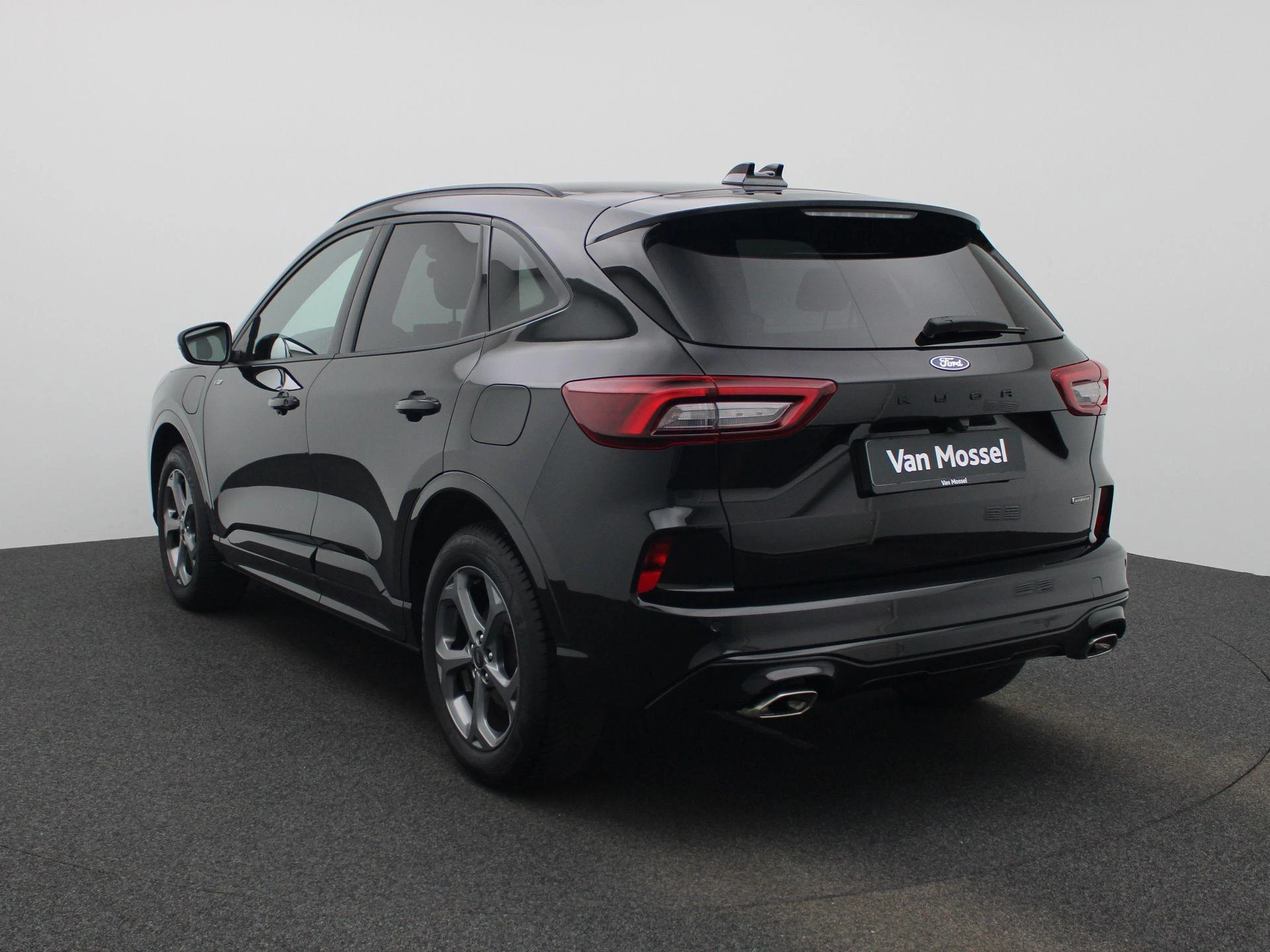 Ford Kuga met kenteken 10100 – autofoto 3