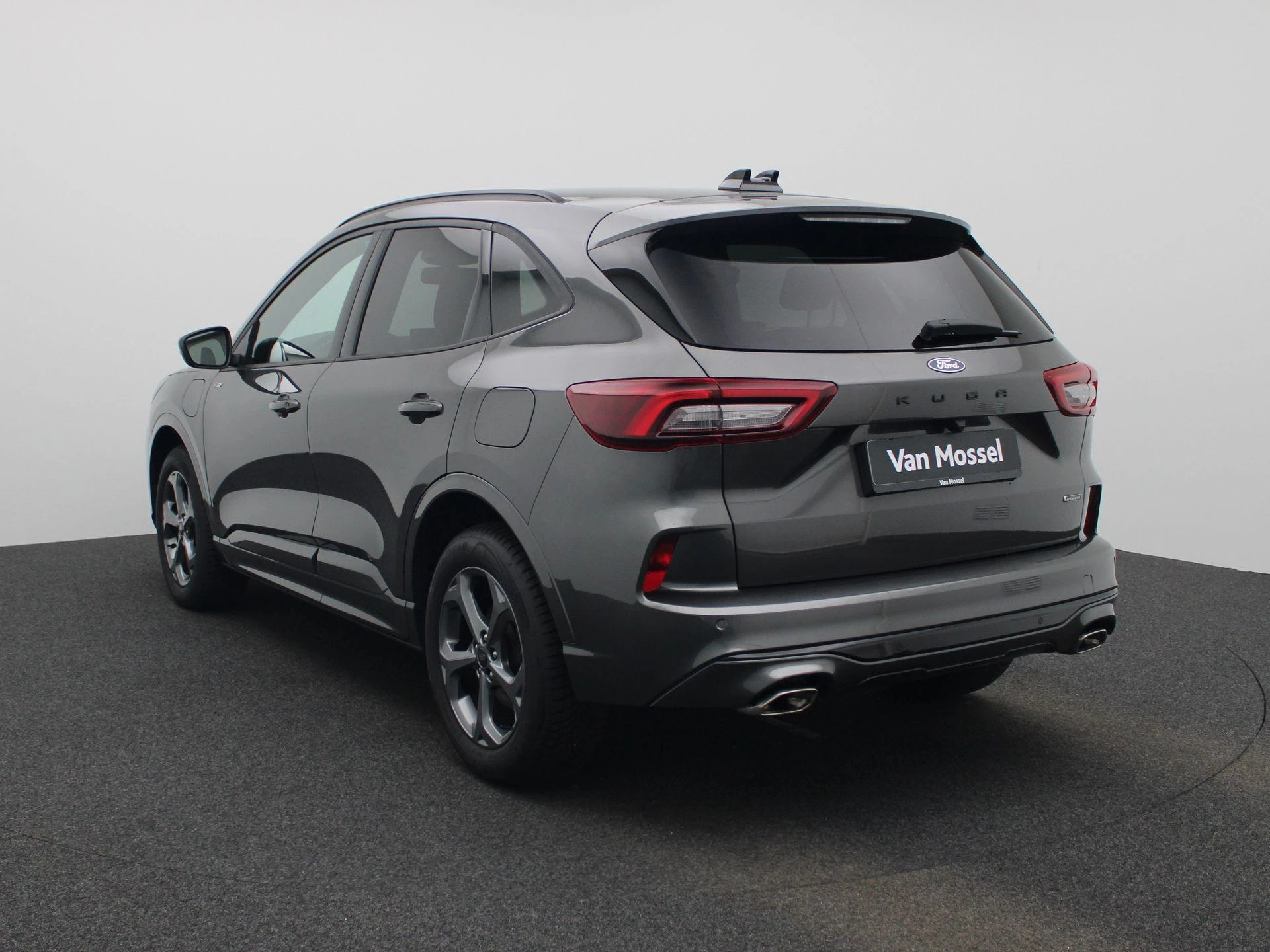 Ford Kuga met kenteken 09100 – autofoto 3