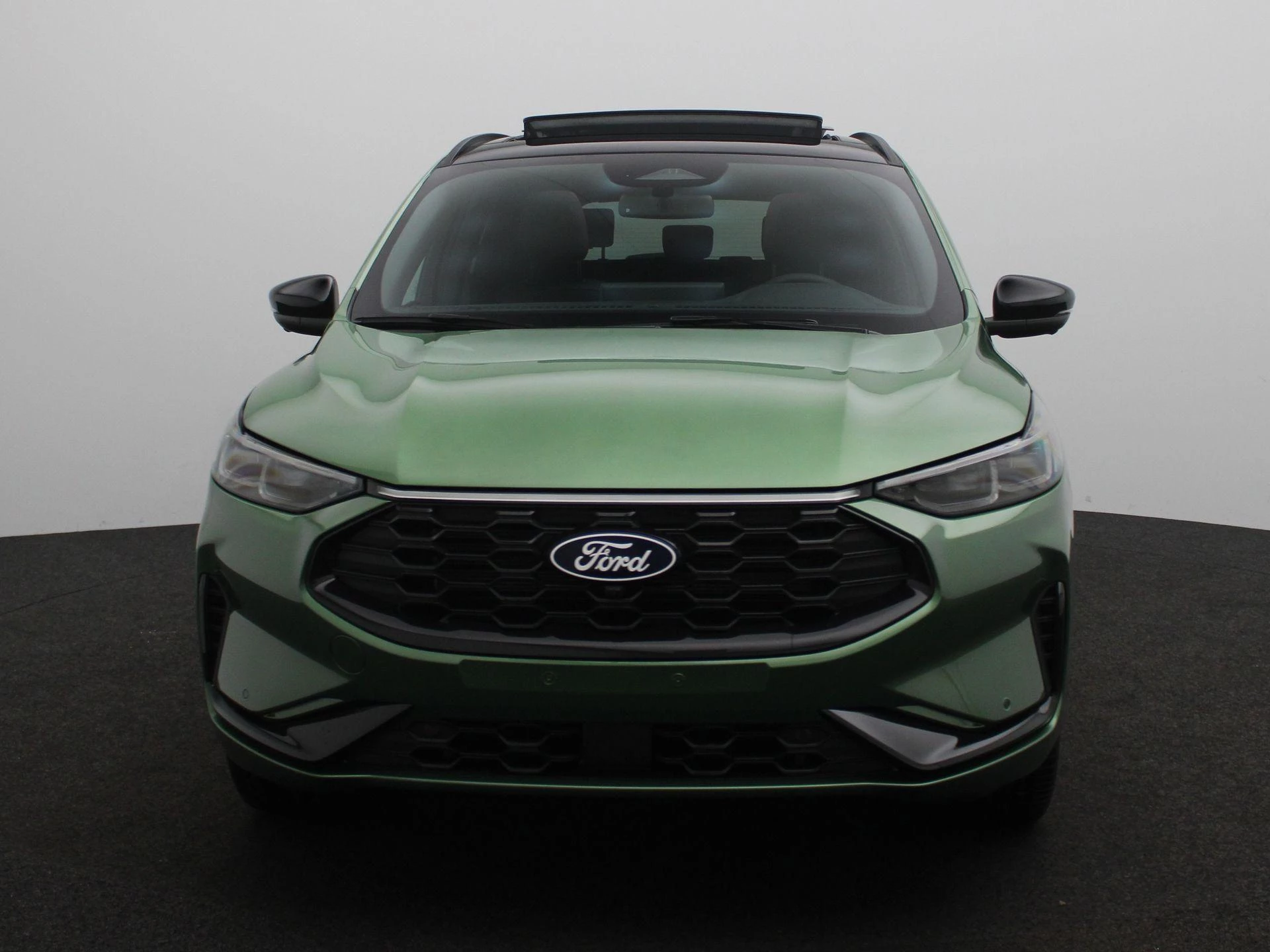 Ford Kuga met kenteken 68 – autofoto 4