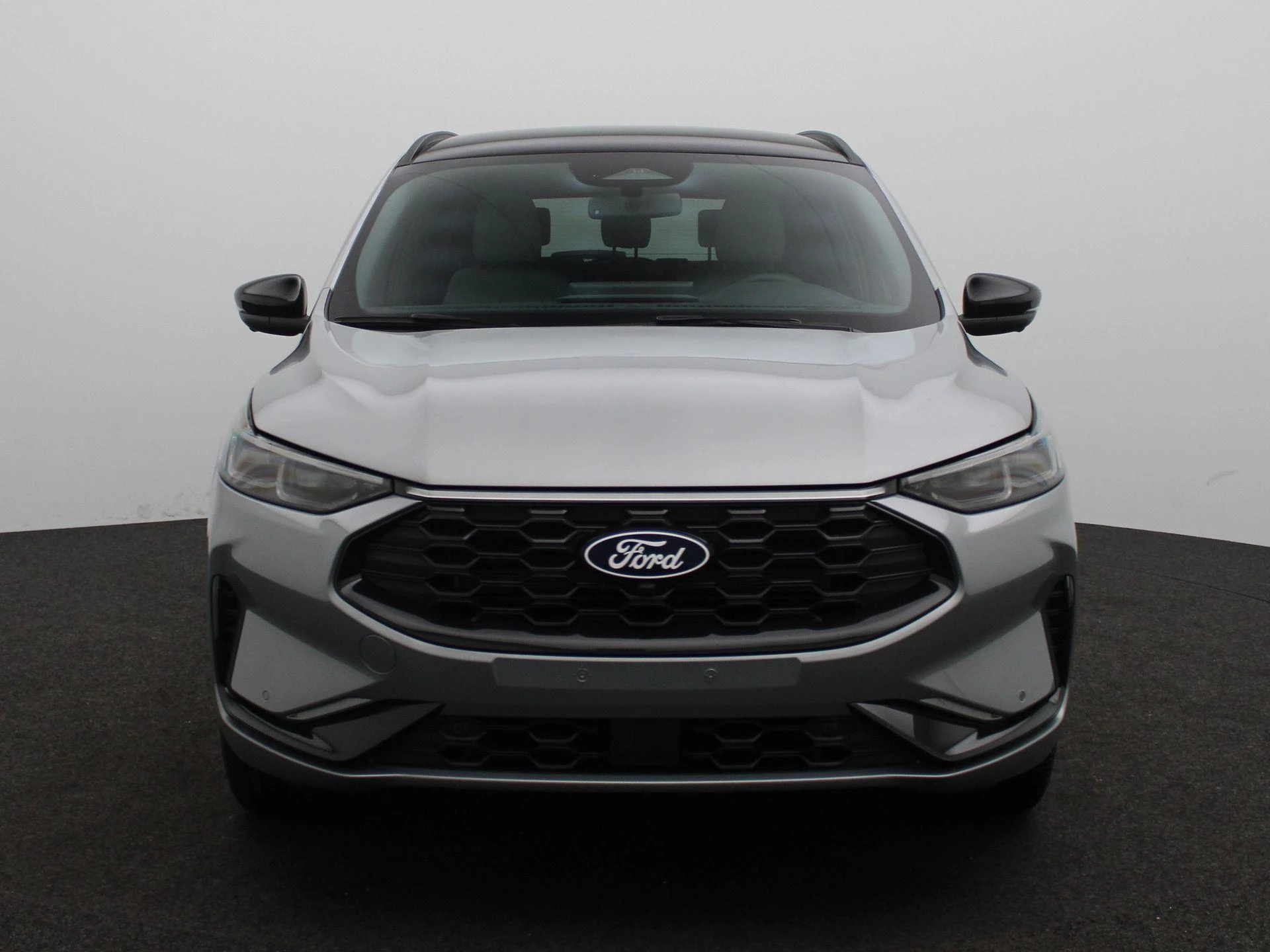 Ford Kuga met kenteken 68 – autofoto 4