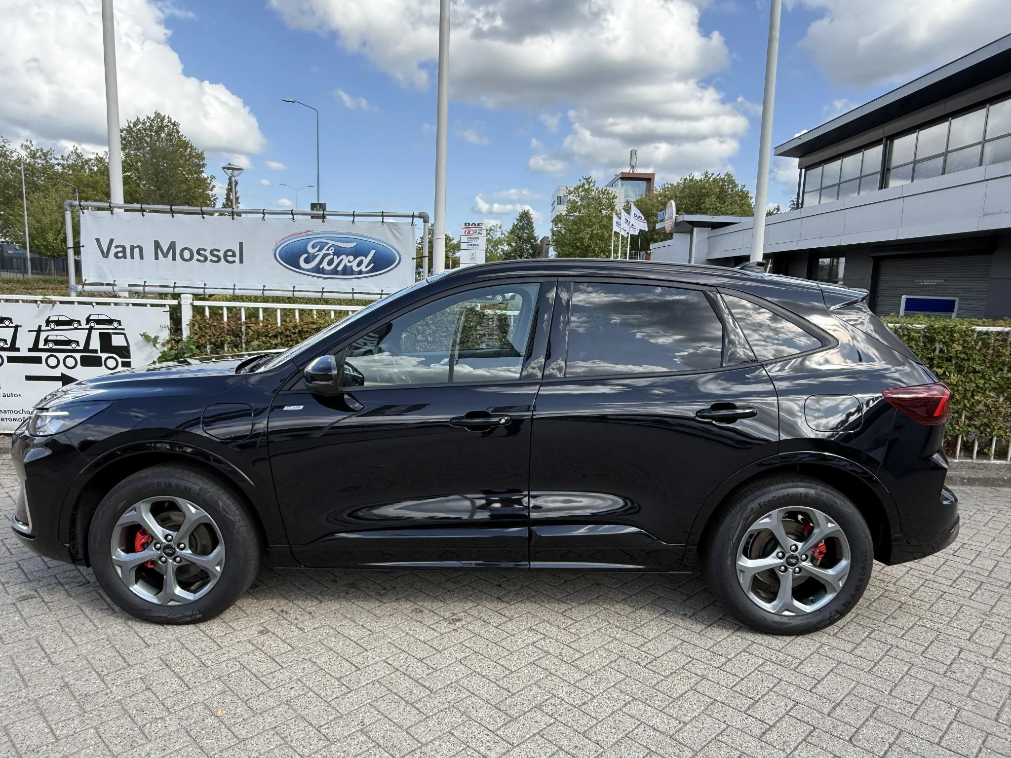 Ford Kuga met kenteken 68 – autofoto 4