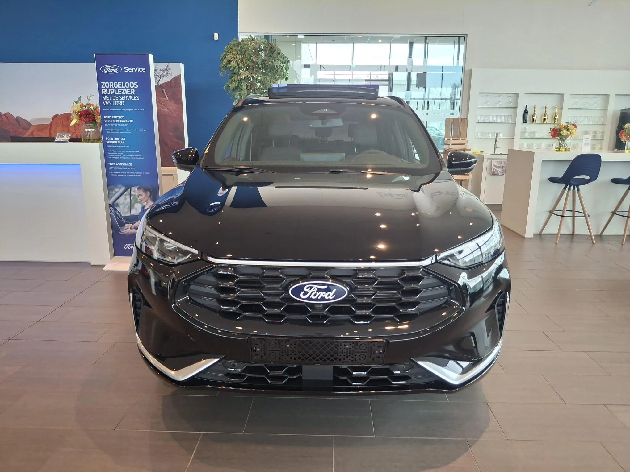 Ford Kuga met kenteken 68 – autofoto 4