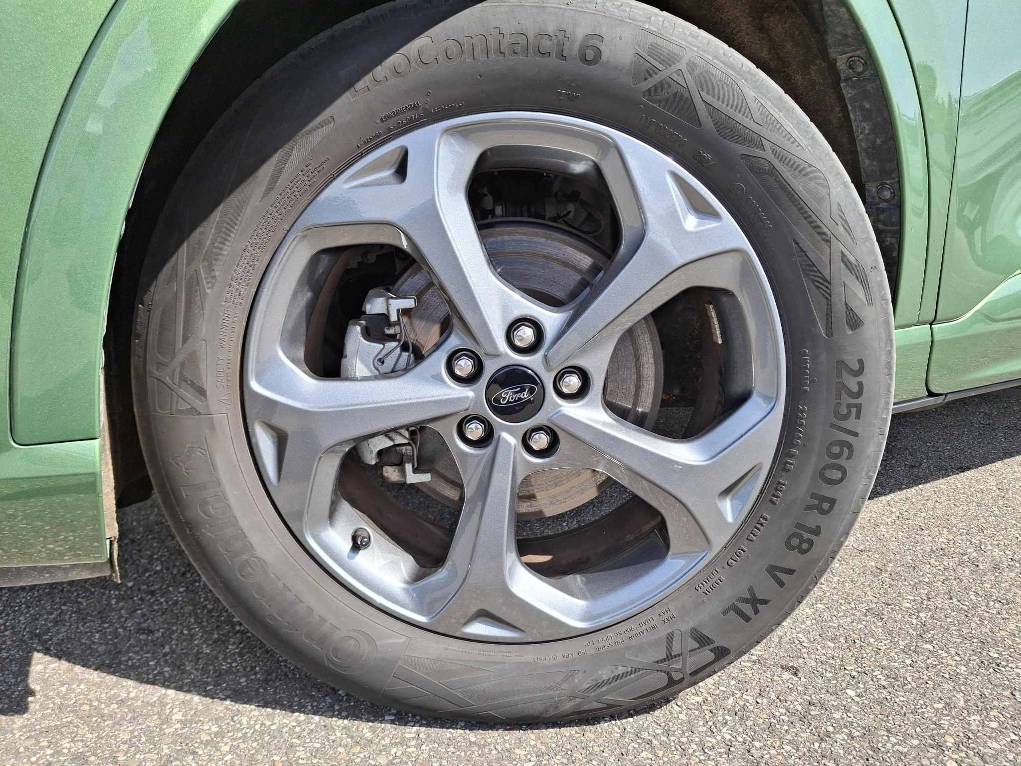Ford Kuga met kenteken 09100 – autofoto 5