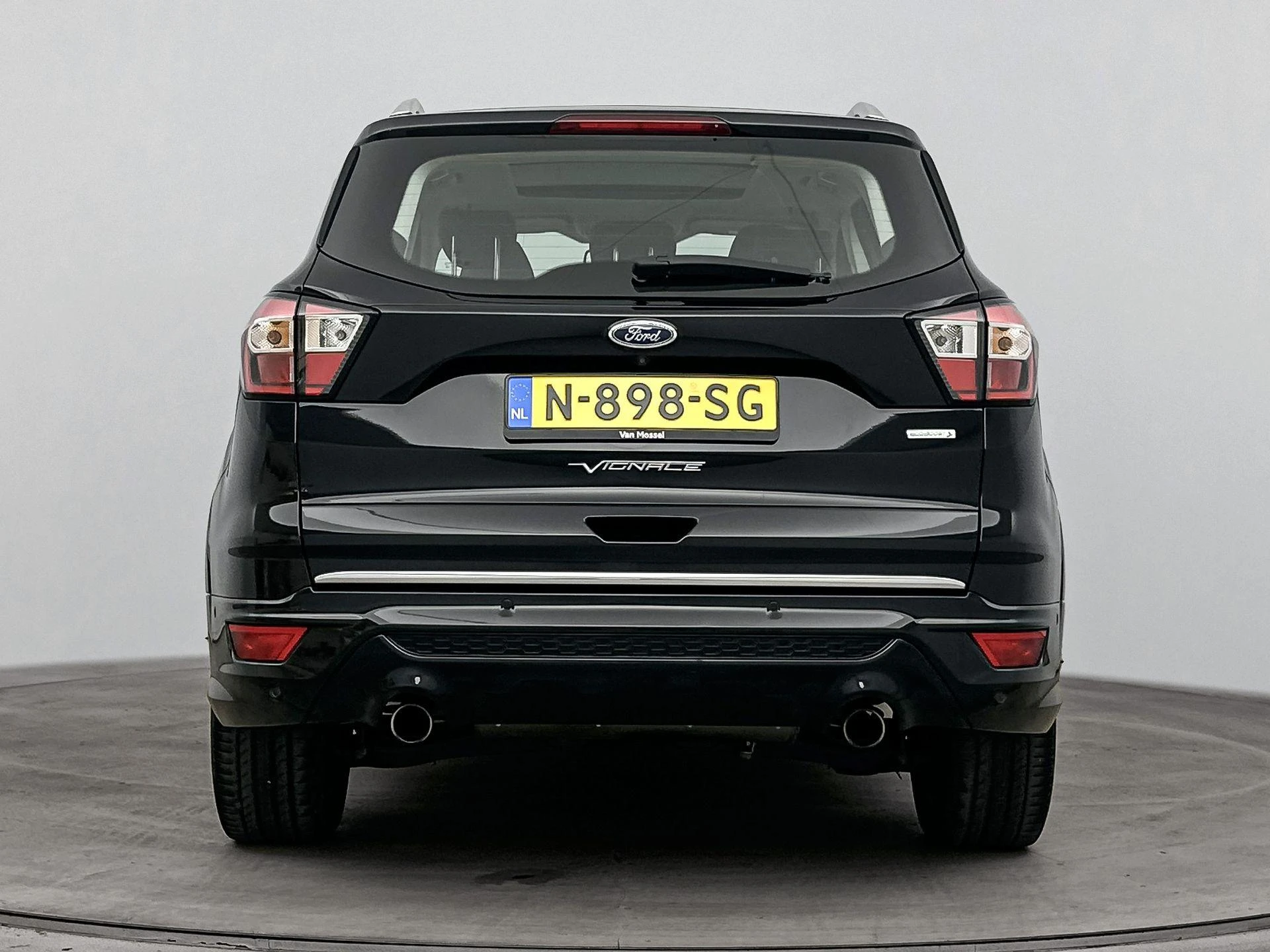 Ford Kuga met kenteken 63100 – autofoto 5