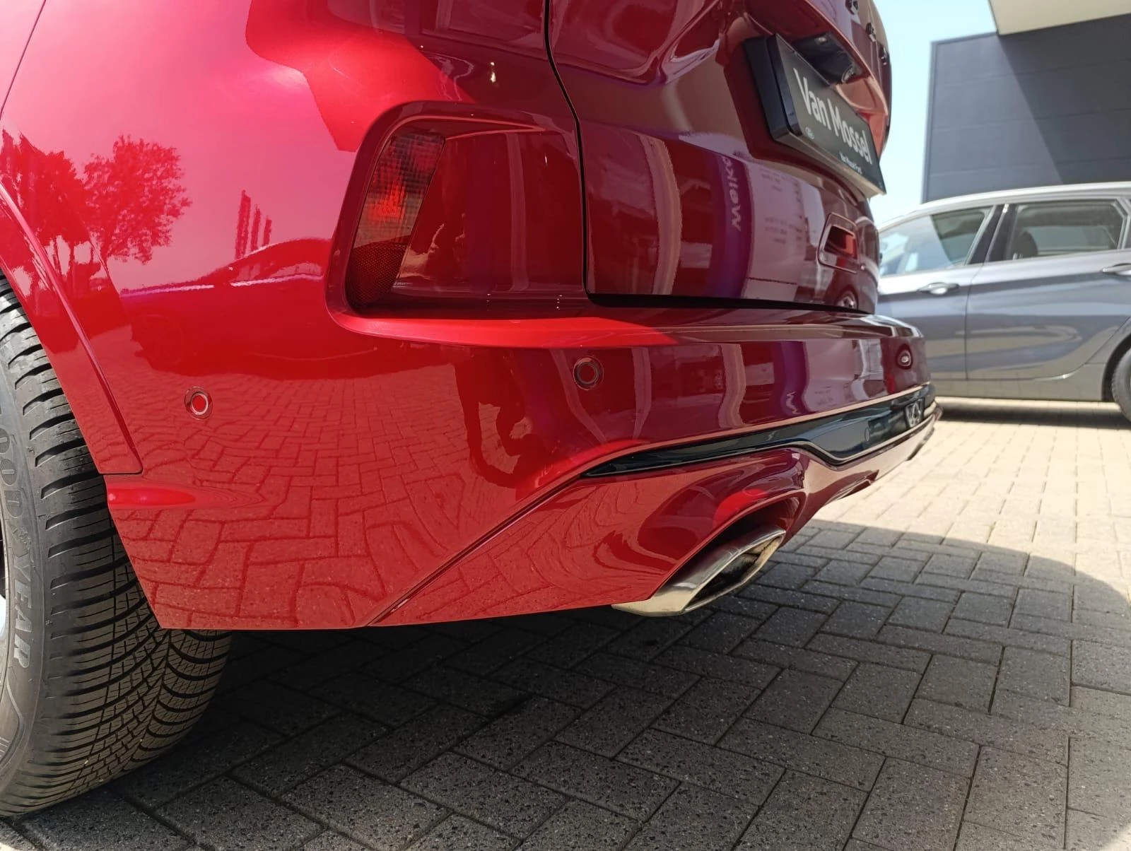 Ford Kuga met kenteken 56 – autofoto 5