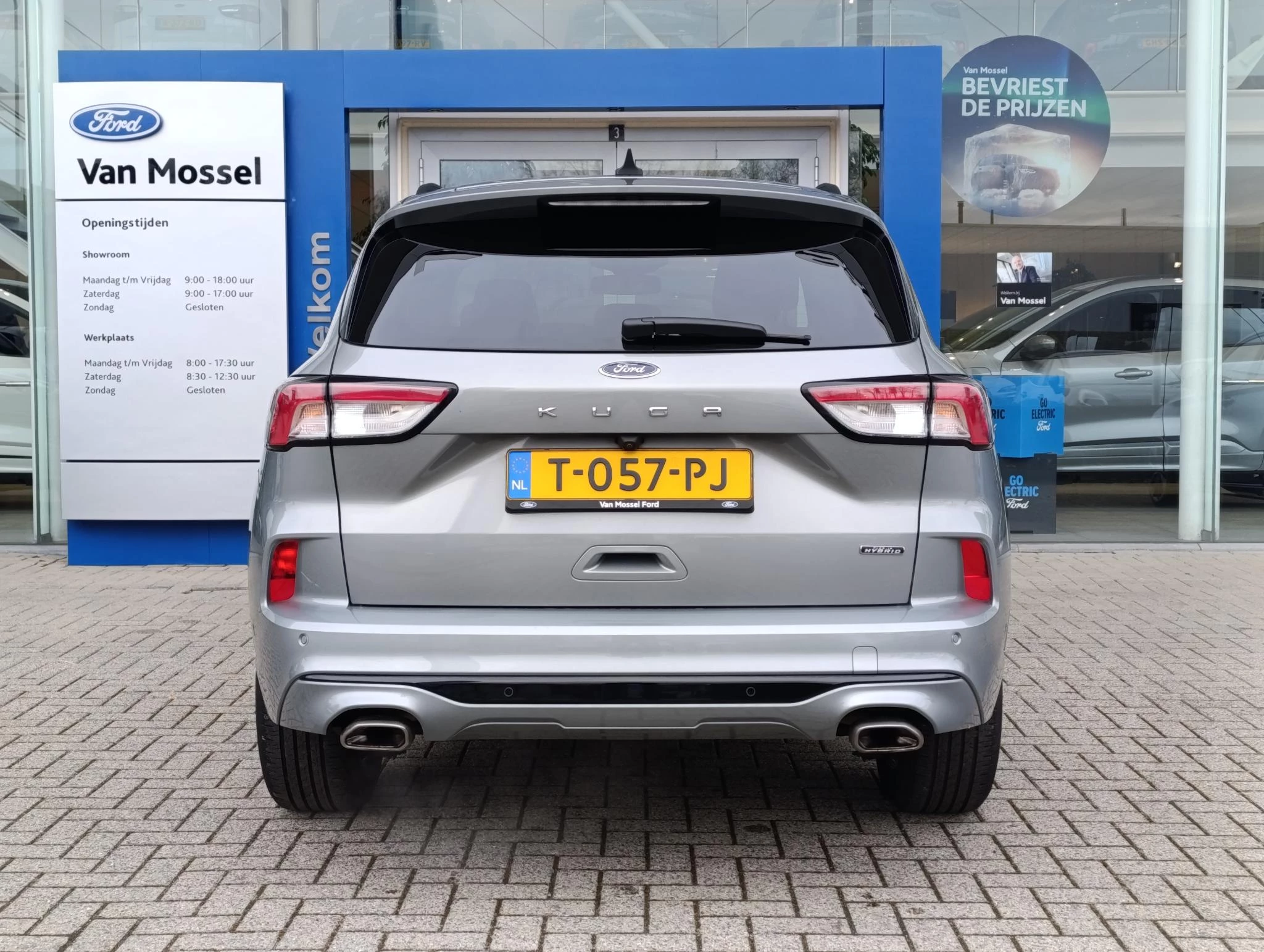 Ford Kuga met kenteken 10100 – autofoto 5