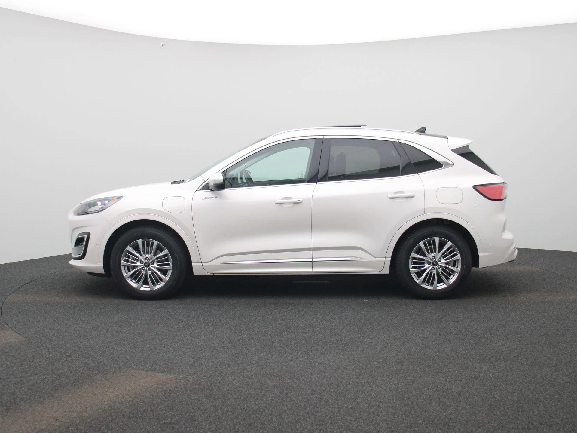 Ford Kuga met kenteken 56 – autofoto 5