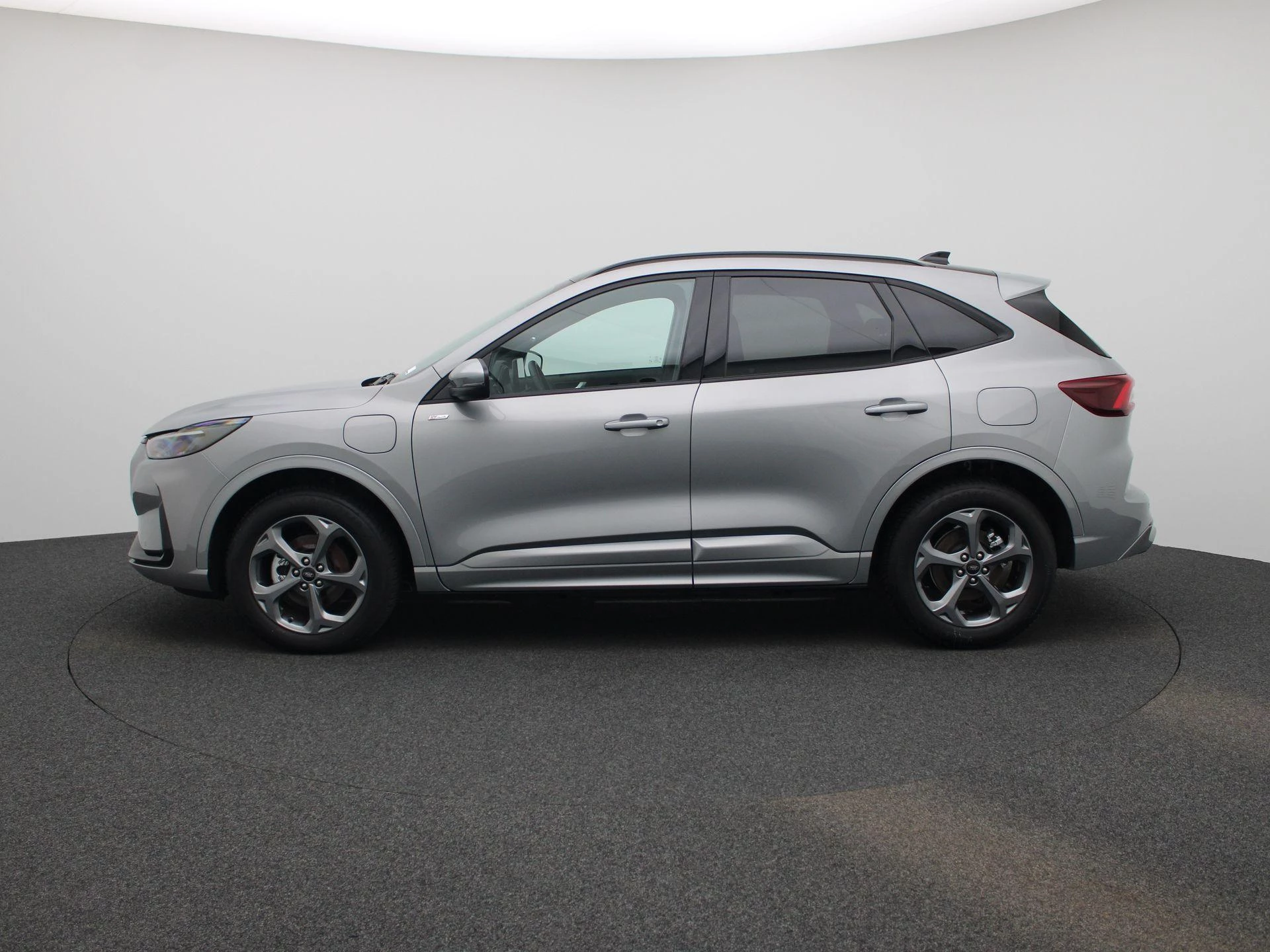 Ford Kuga met kenteken 14100 – autofoto 5