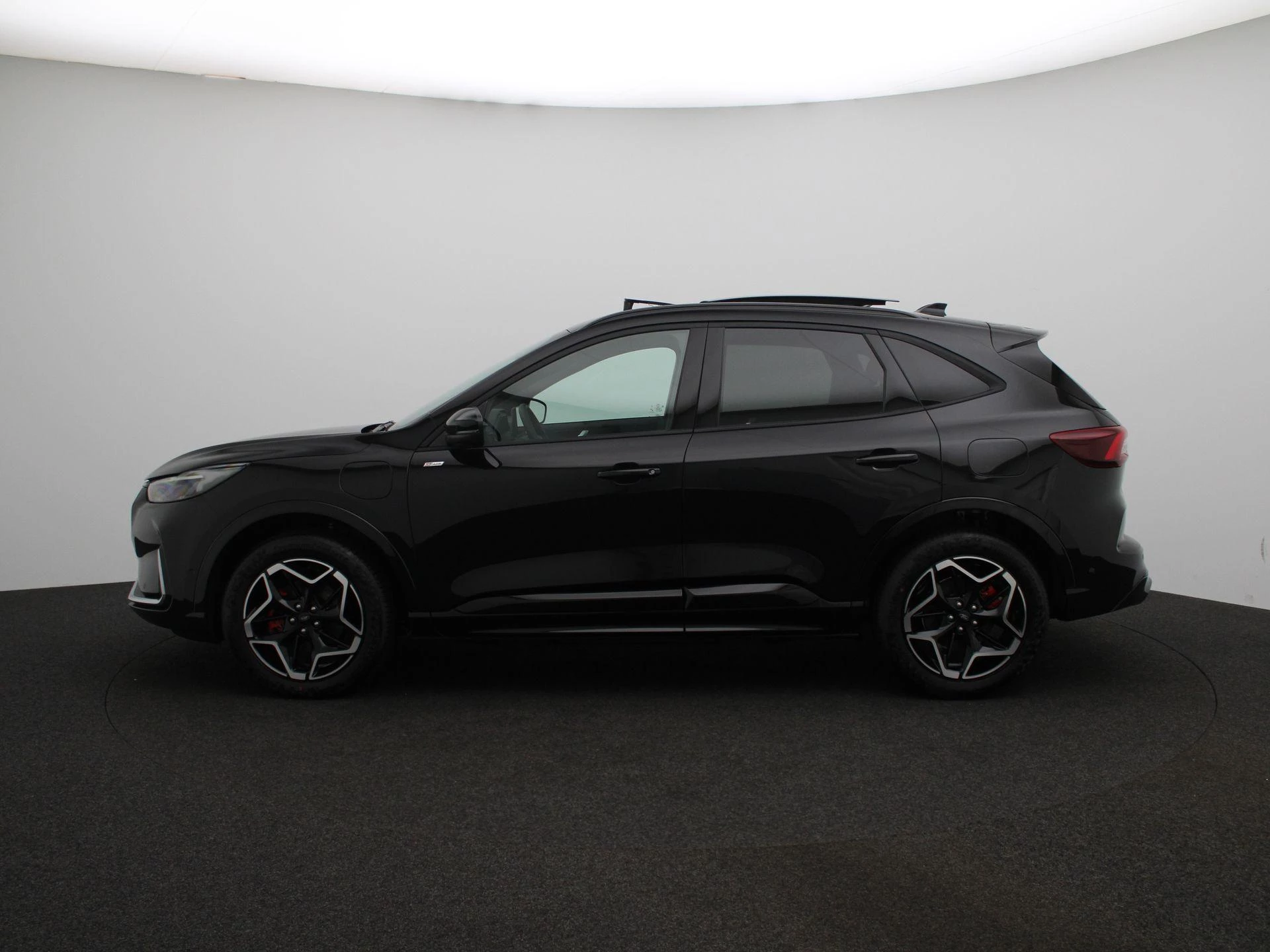 Ford Kuga met kenteken 68 – autofoto 5