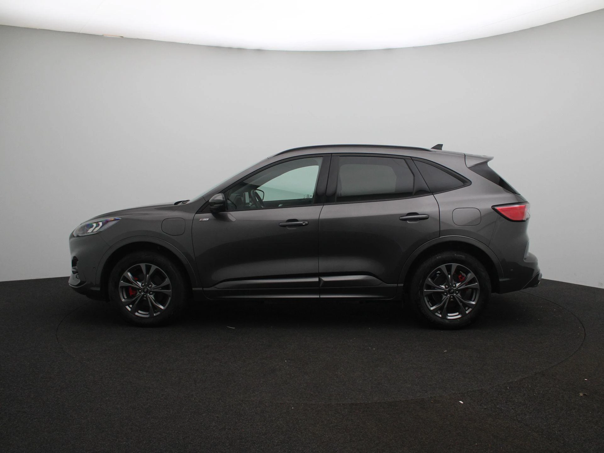 Ford Kuga met kenteken 14100 – autofoto 5