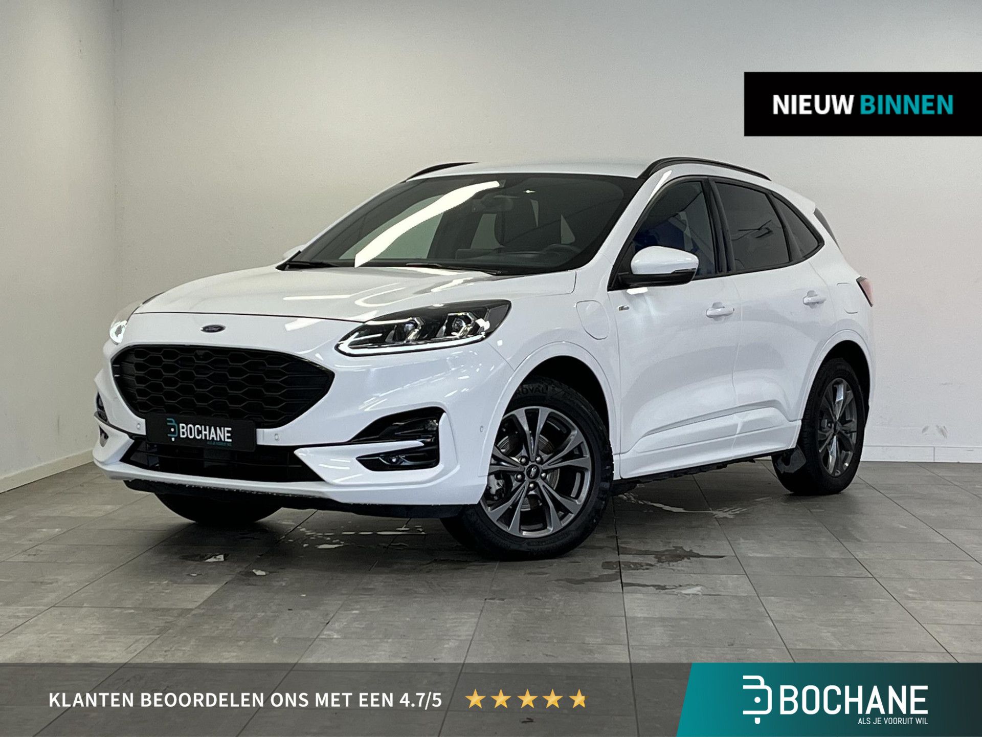 Ford Kuga met kenteken KNJ-87-S – vooraanzicht