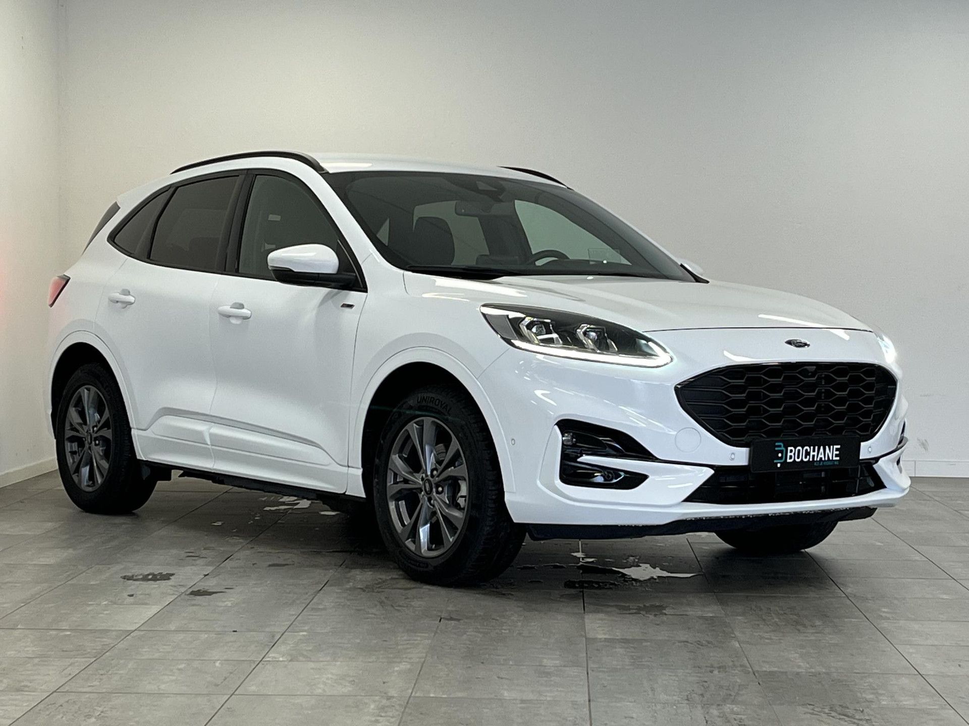 Ford Kuga met kenteken KNJ-87-S – detailfoto