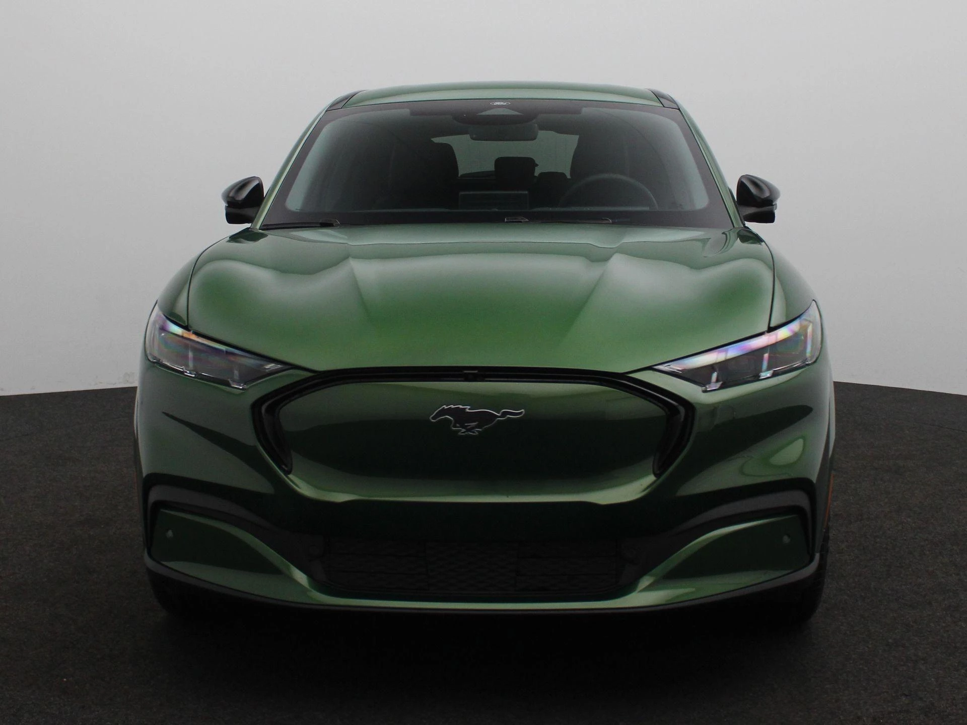 Ford MustangMach-E – autofoto 4