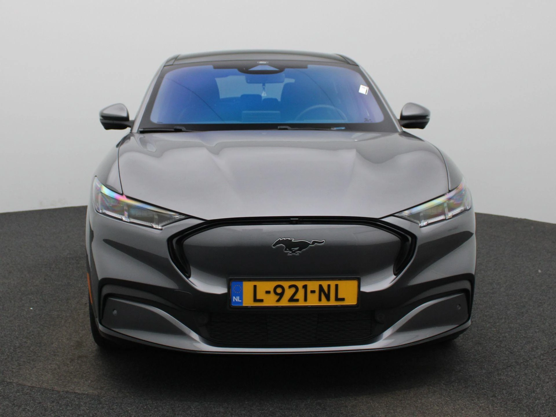 Ford MustangMach-E – autofoto 4