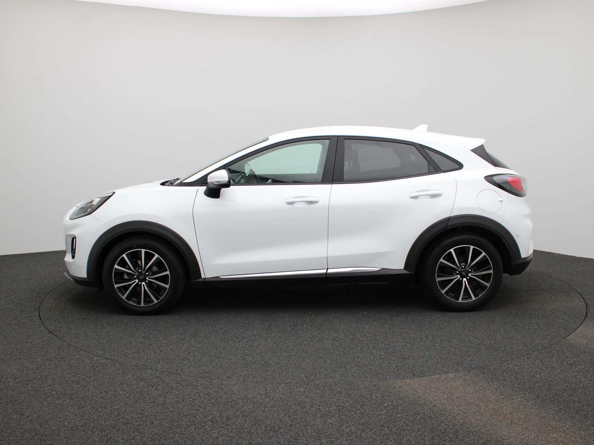 Ford Puma met kenteken 49100 – autofoto 5