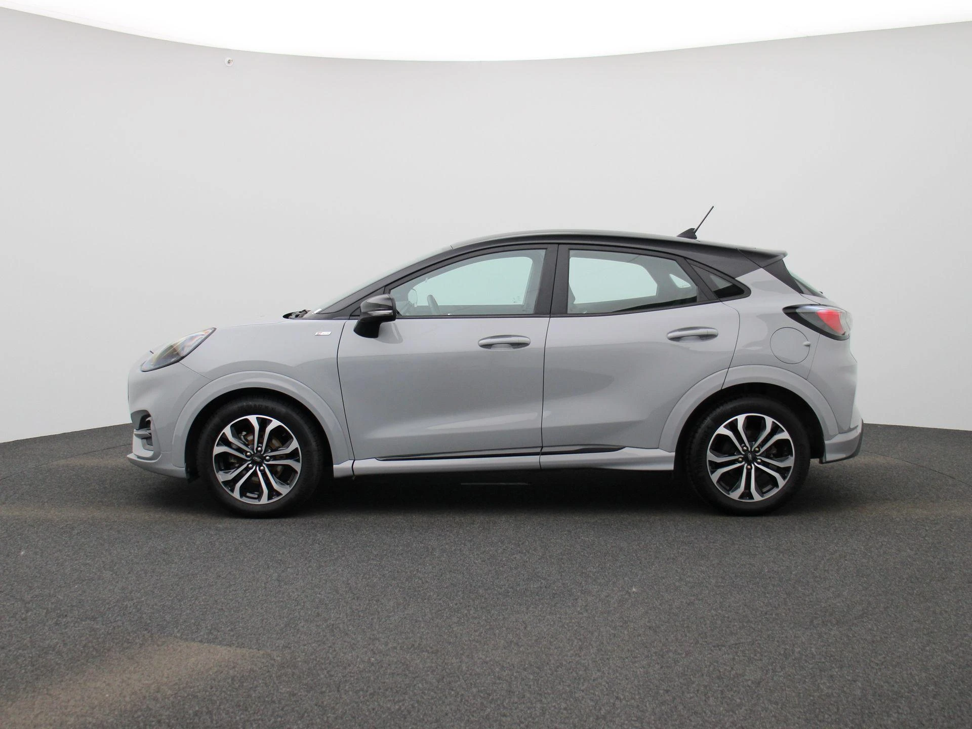Ford Puma met kenteken KTD-07-H – autofoto 5