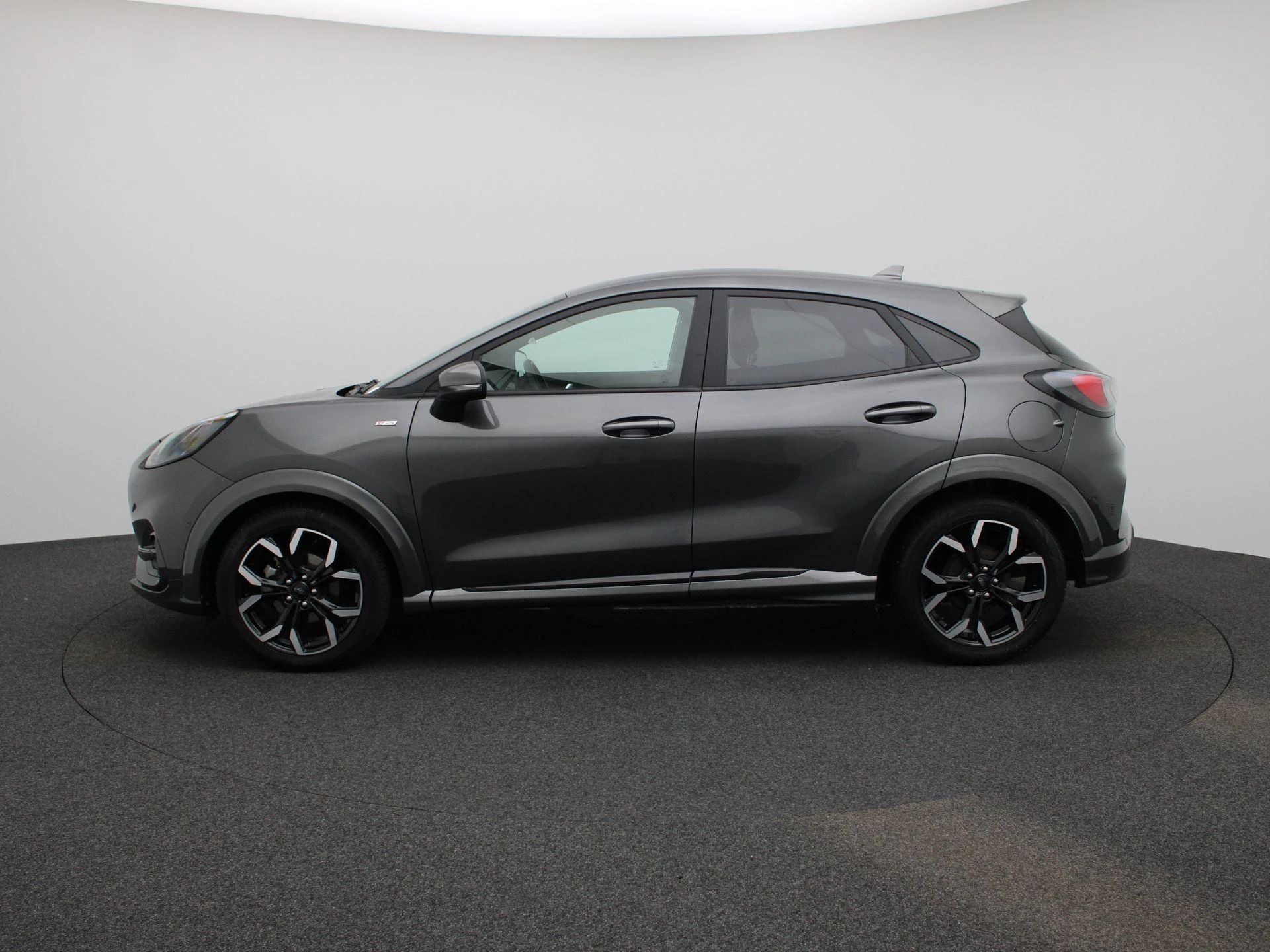 Ford Puma met kenteken KTG-85-F – autofoto 5
