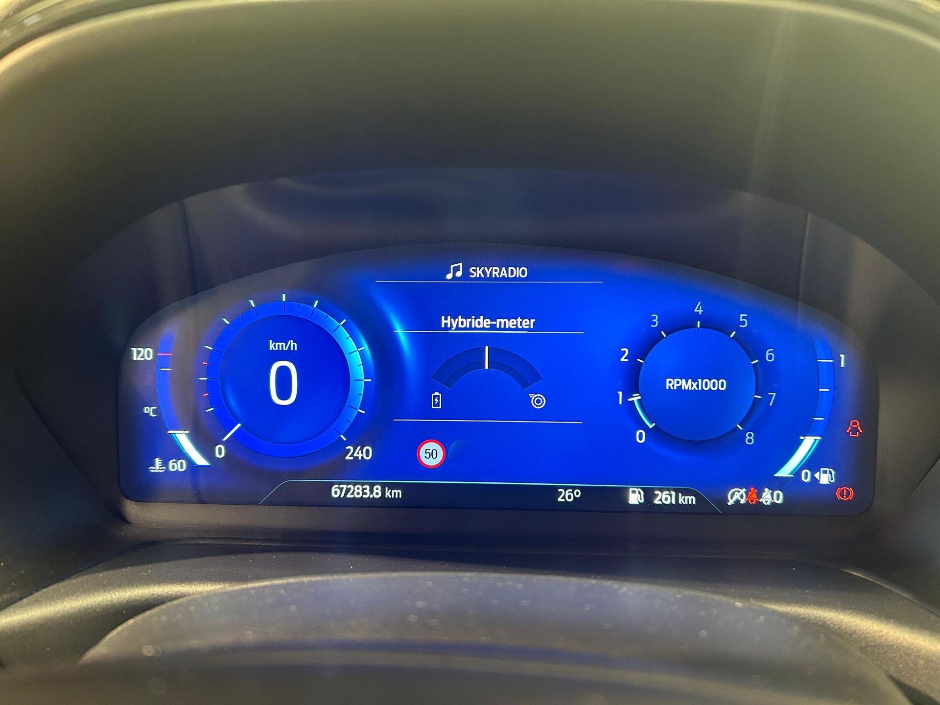 Ford Puma met kenteken L-555-PR – achteraanzicht