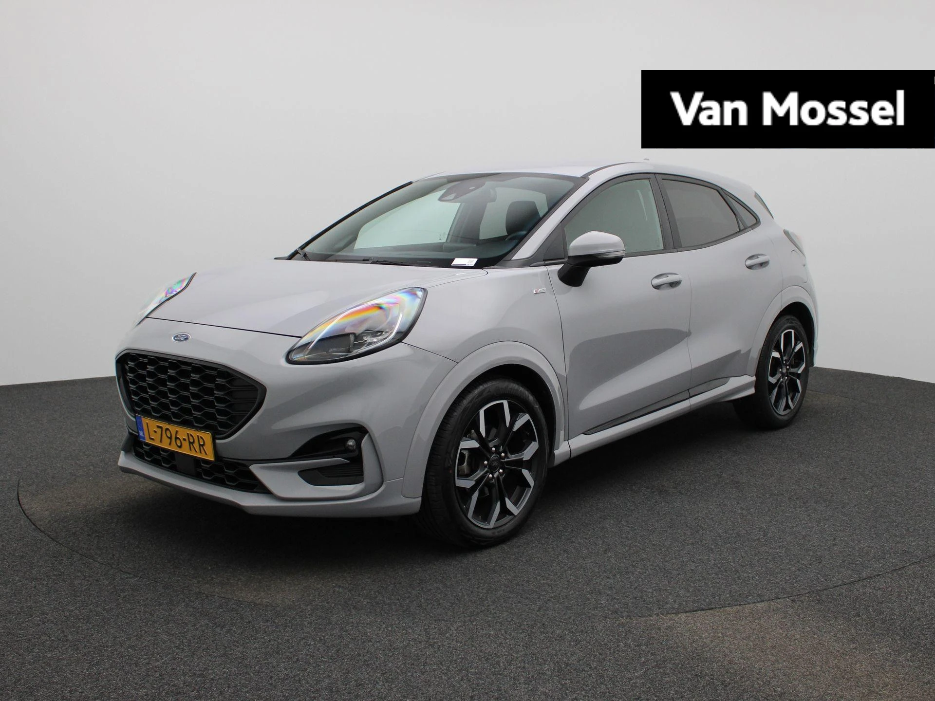 Ford Puma met kenteken L-796-RR – autofoto 2