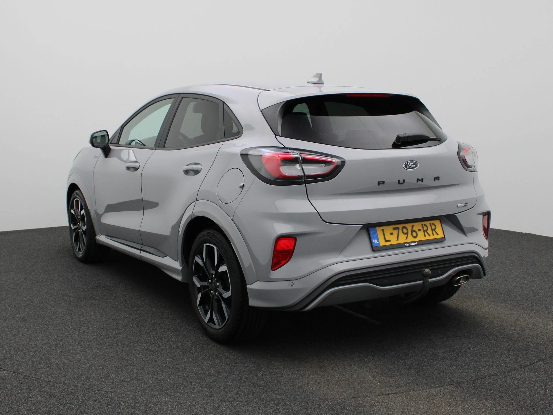 Ford Puma met kenteken L-796-RR – autofoto 3
