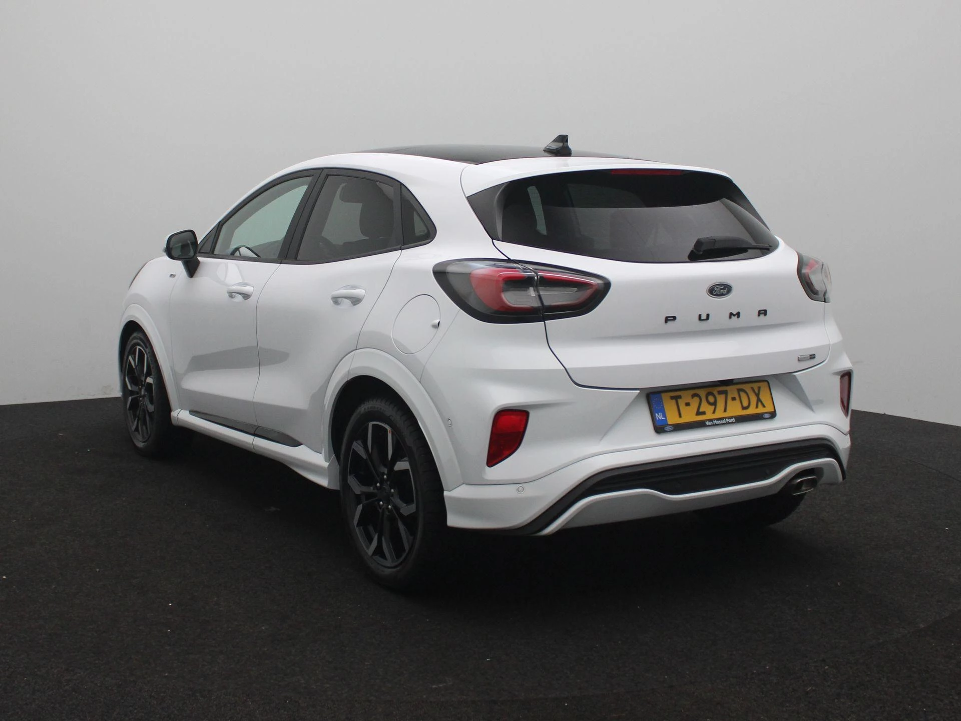 Ford Puma met kenteken T-297-DX – autofoto 3